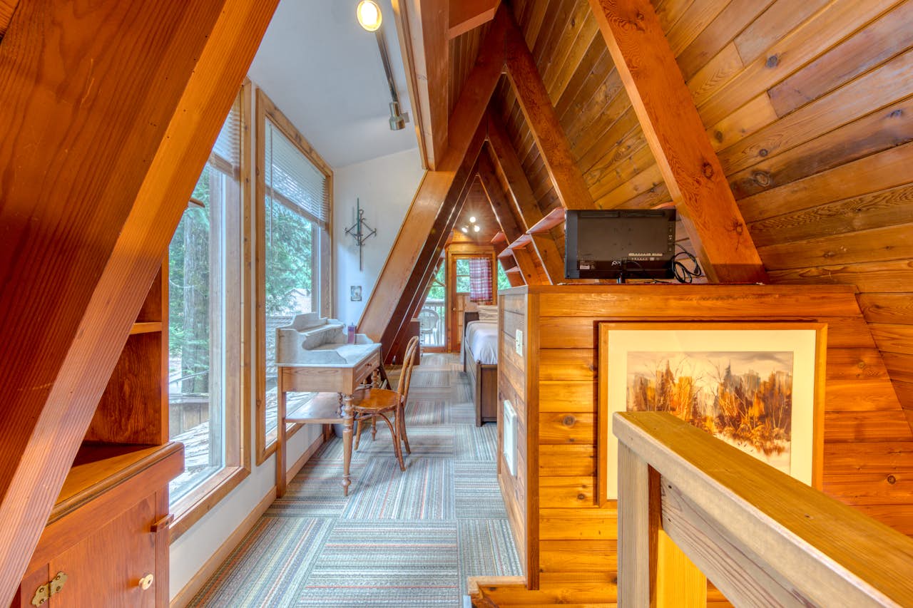 Ironwood Cabin 1 BD Vacation Rental in Welches, OR Vacasa