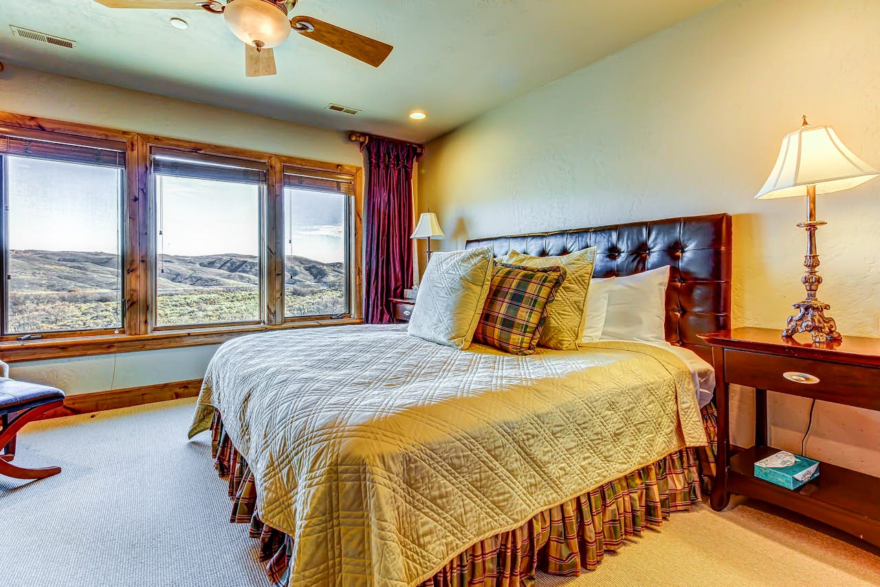 Slopes and Shores at Jordanelle 1 4 BD Vacation Rental in Heber City