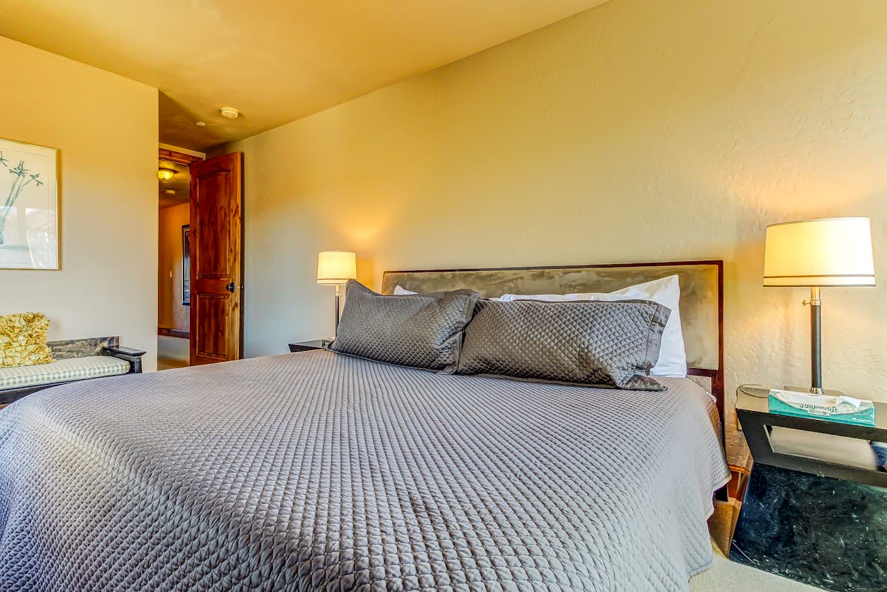 Slopes and Shores at Jordanelle 1 4 BD Vacation Rental in Heber City