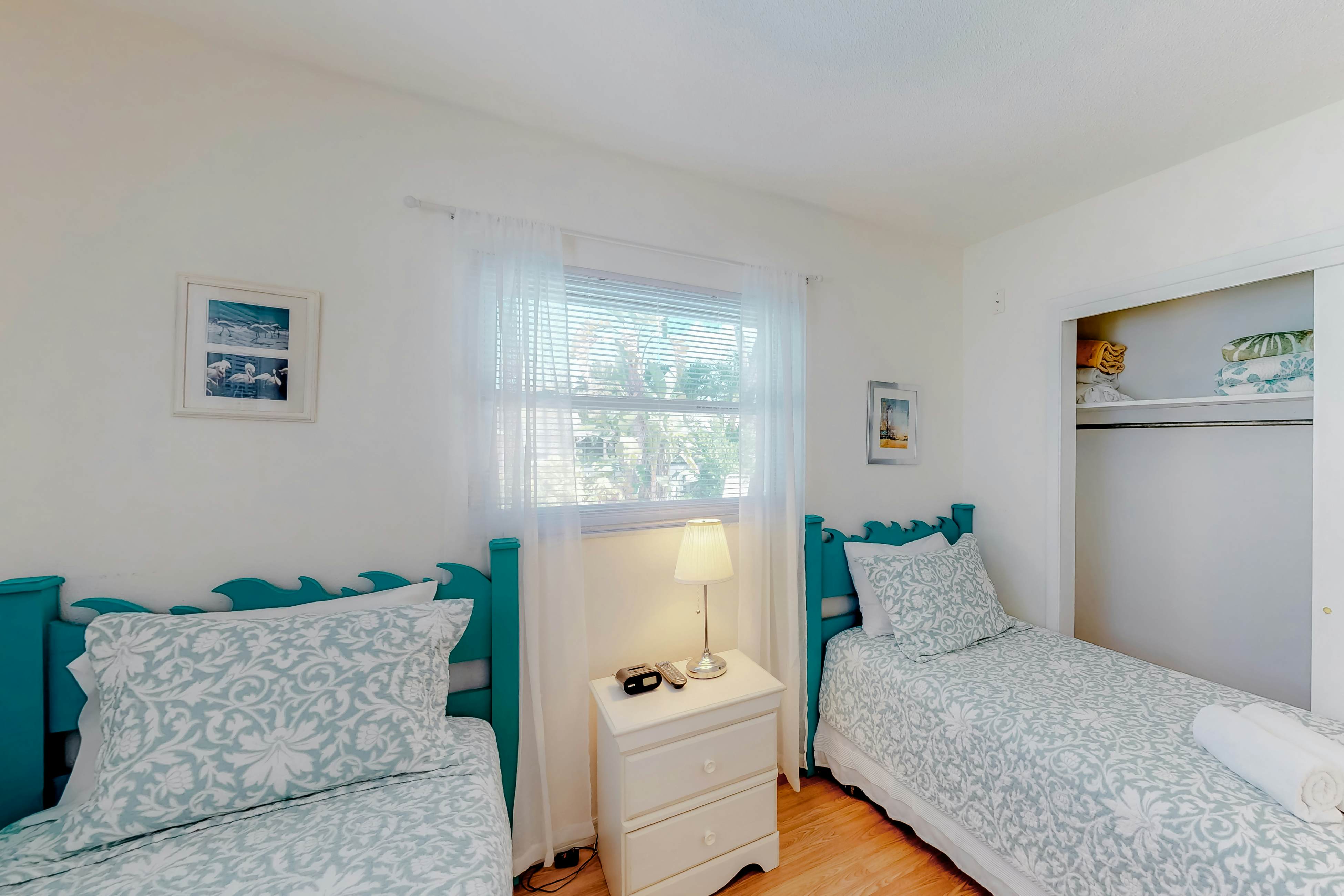 Blue Wave Villa West