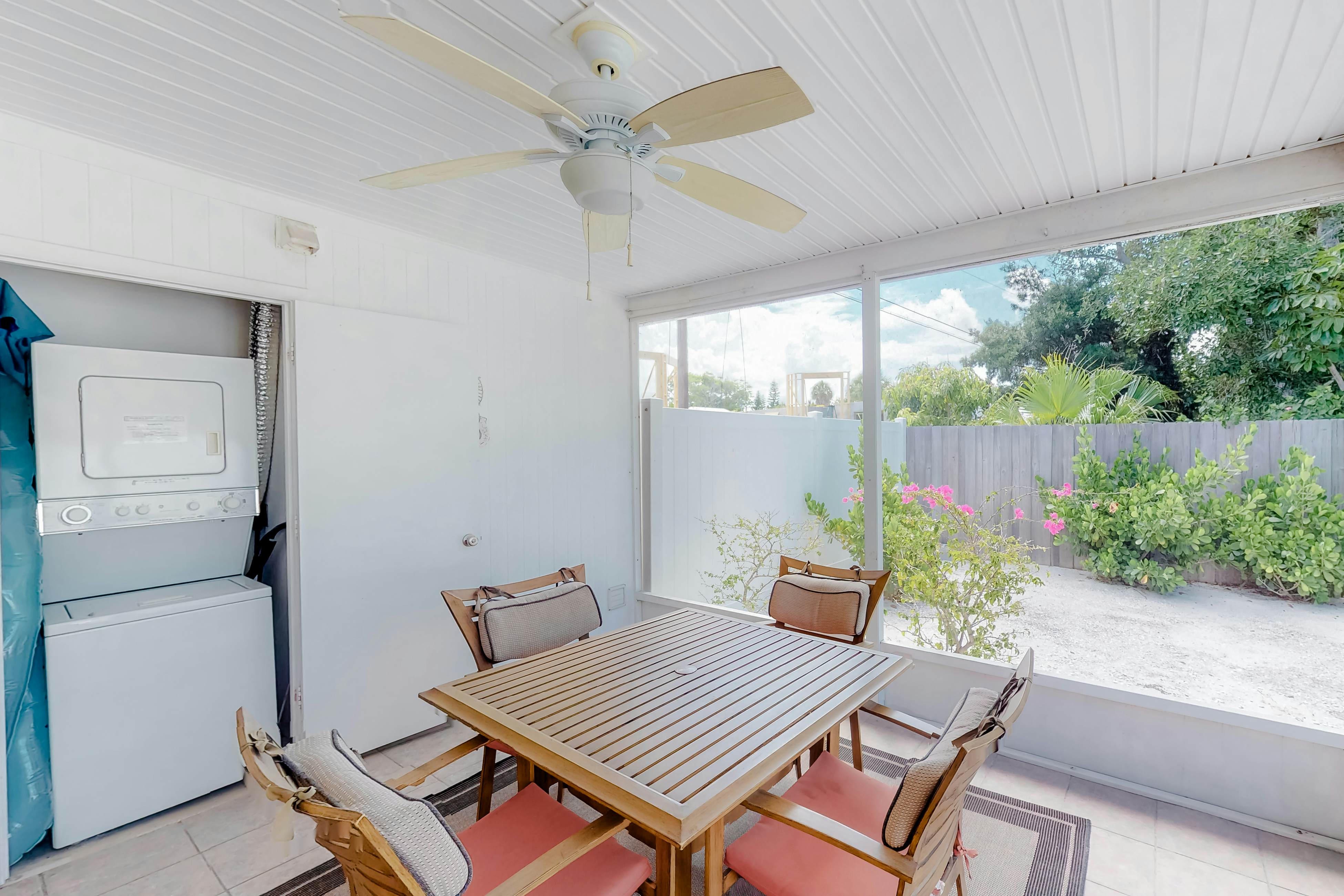 Blue Wave Villa West