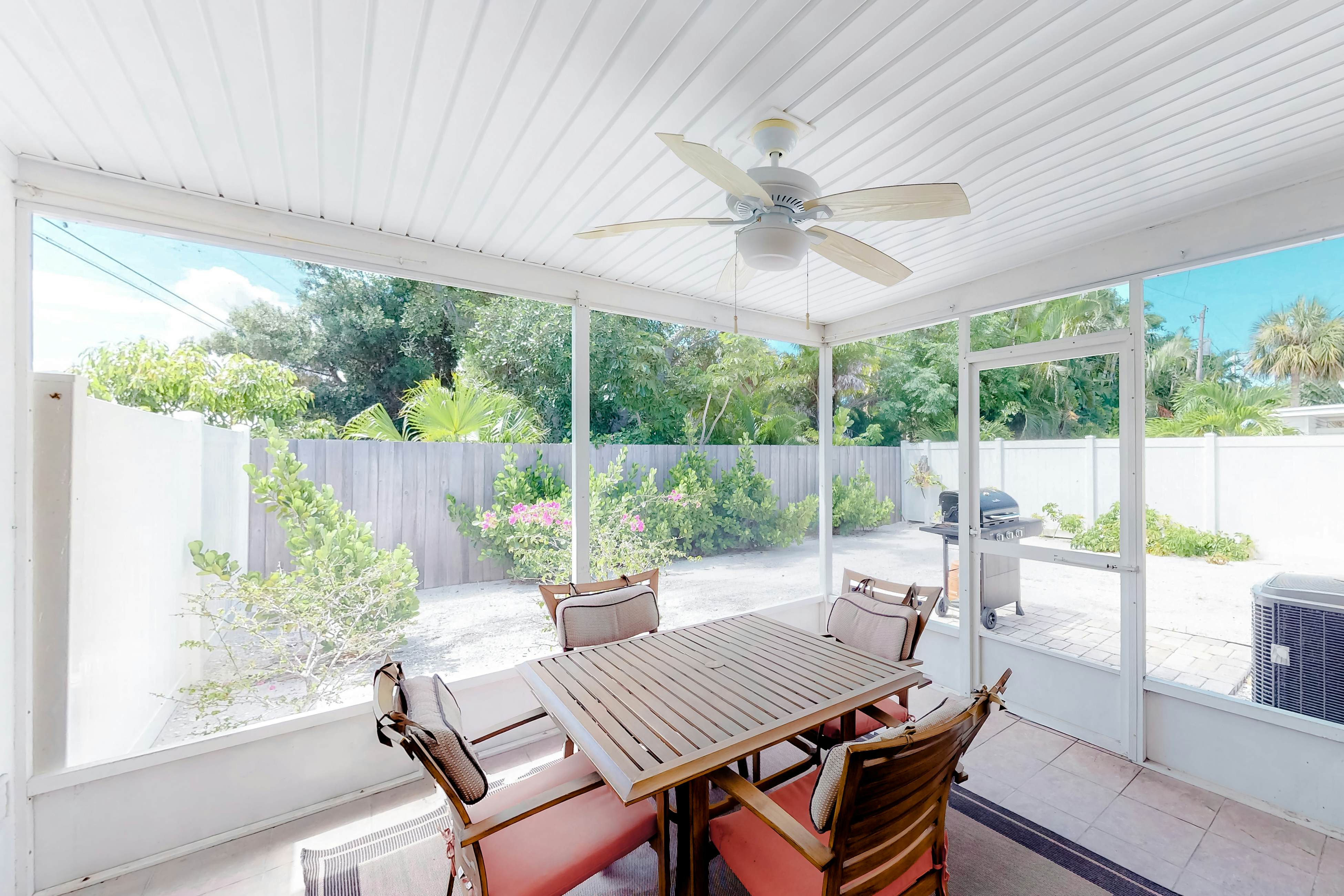 Blue Wave Villa West