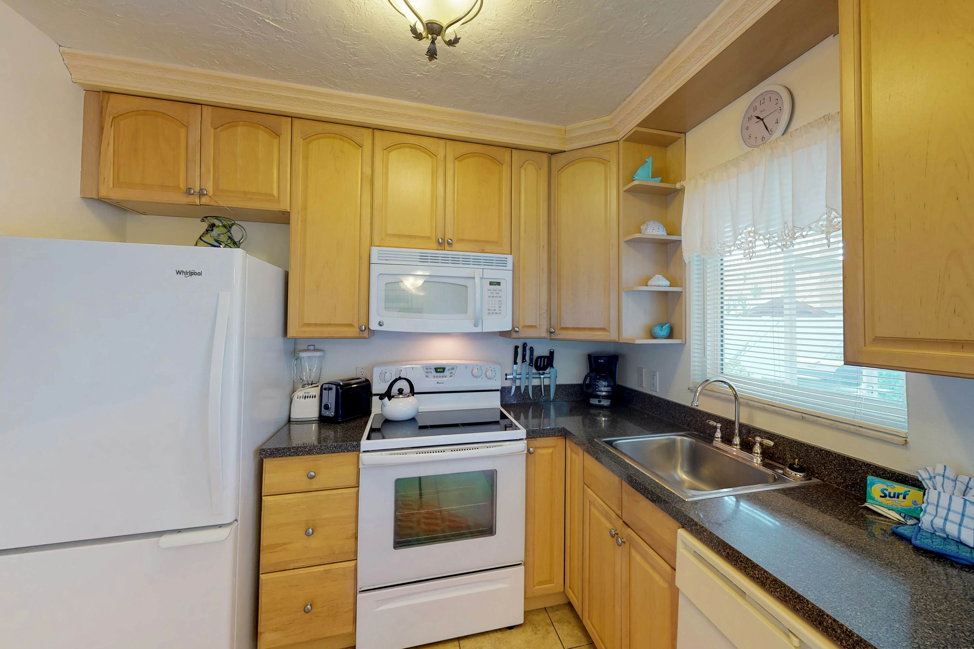 Blue Wave Villa East