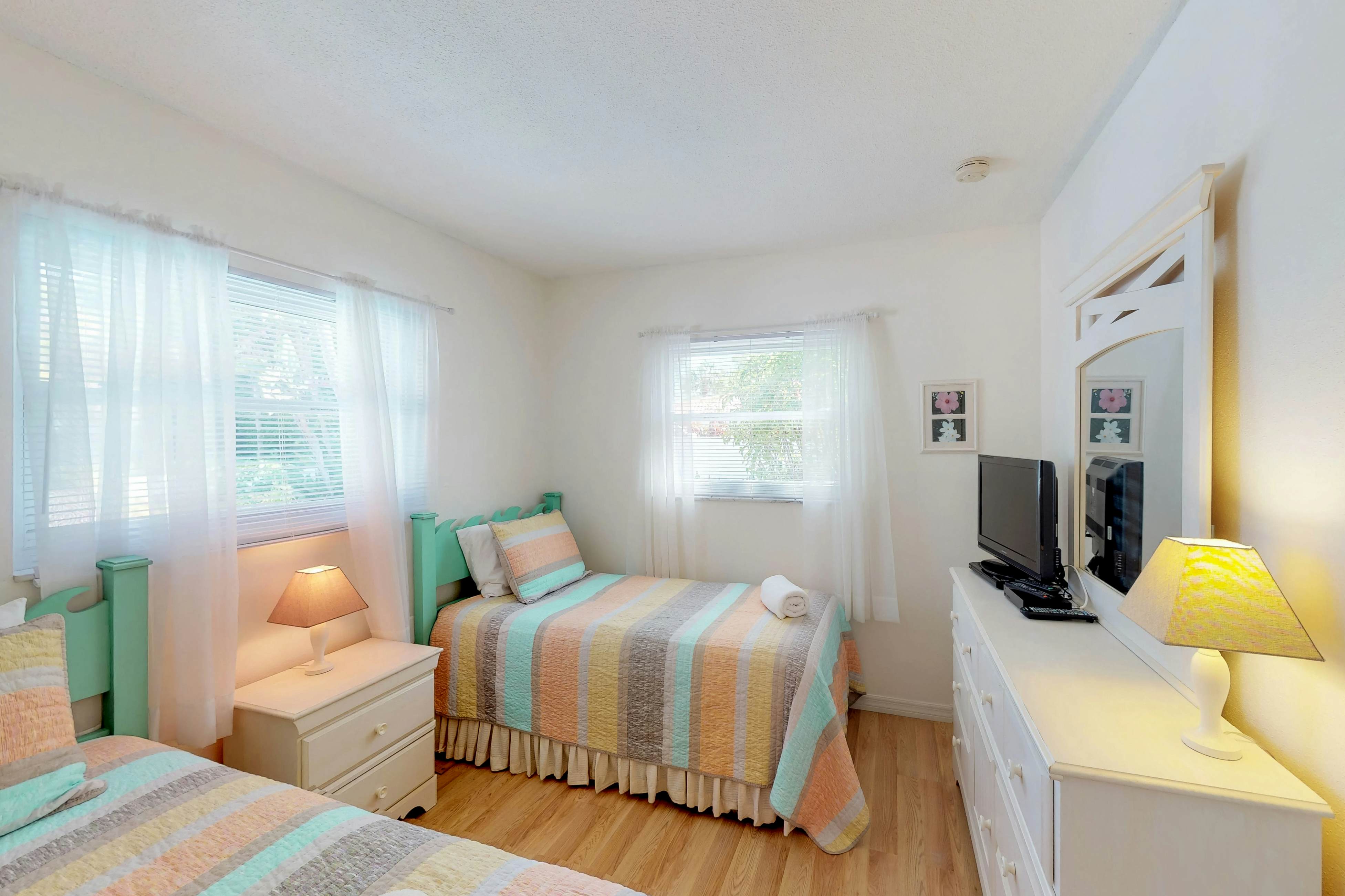 Blue Wave Villa East