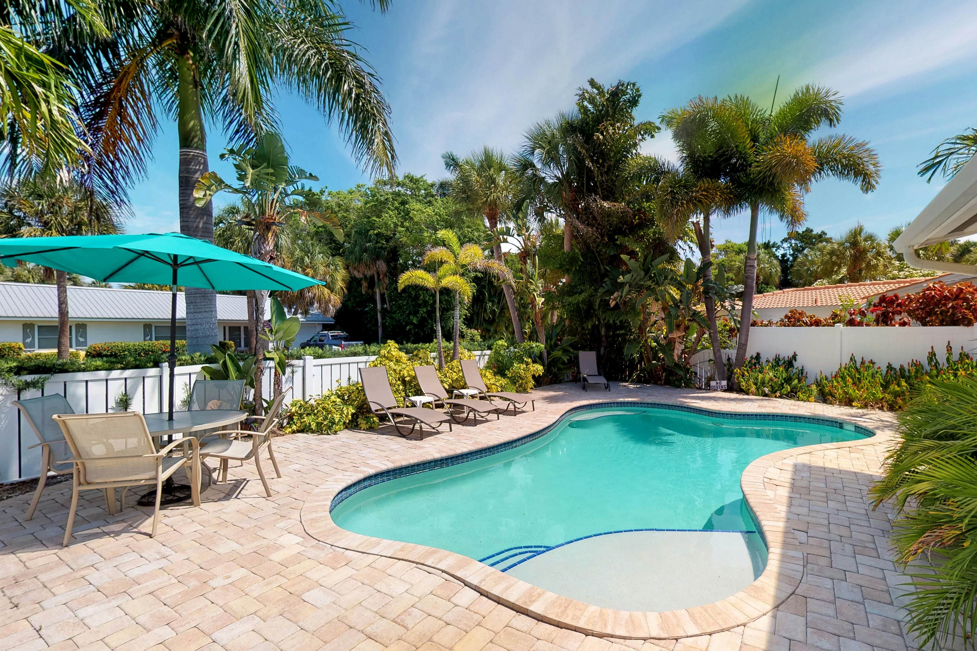 Blue Wave Villa East