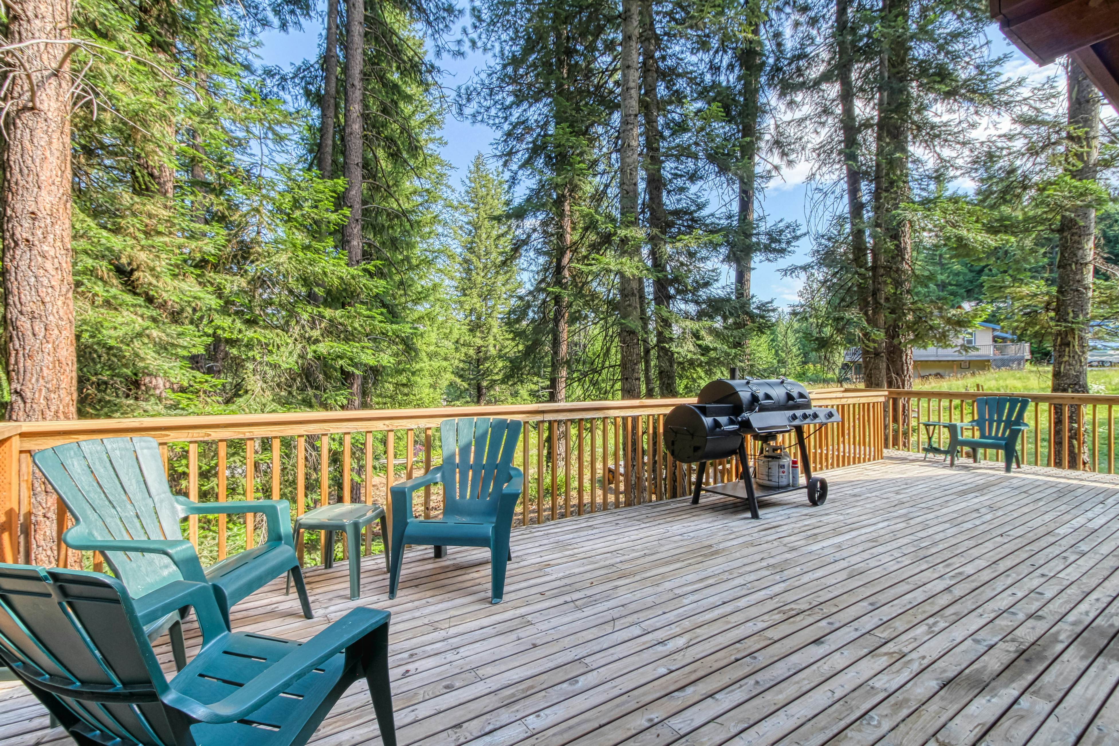 Towering Pines Cabin & Game Room