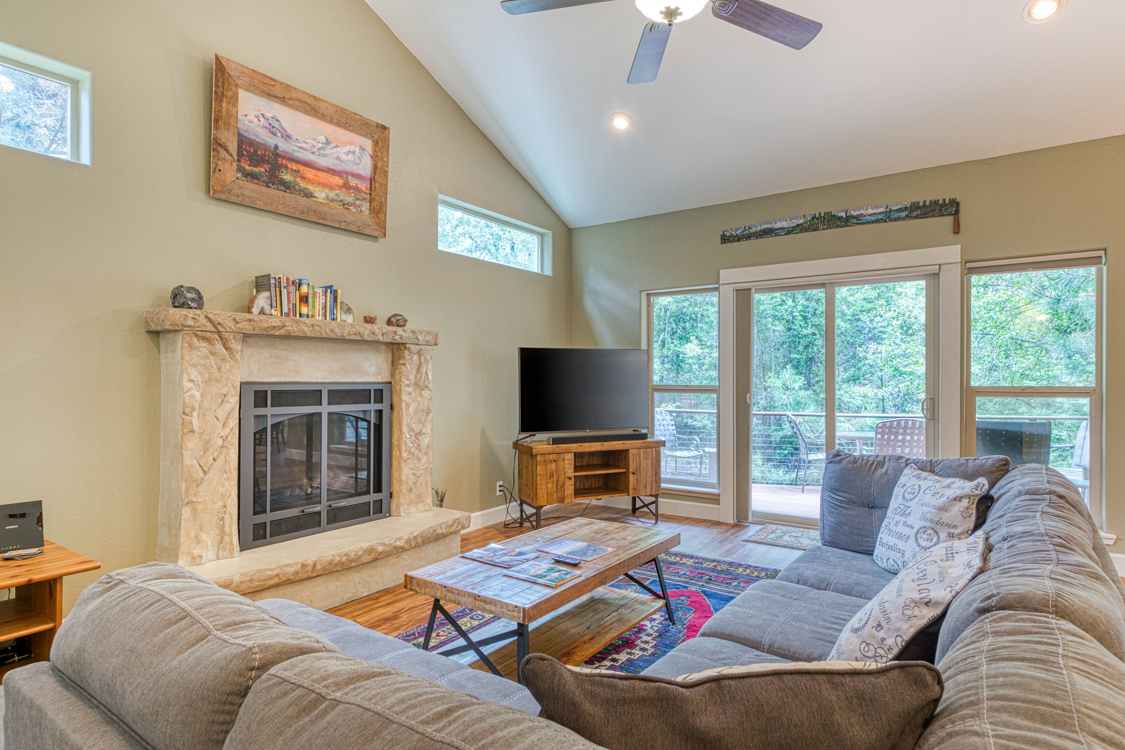 Sisters Vacation Rentals, Cabin Rentals, House Rentals Vacasa