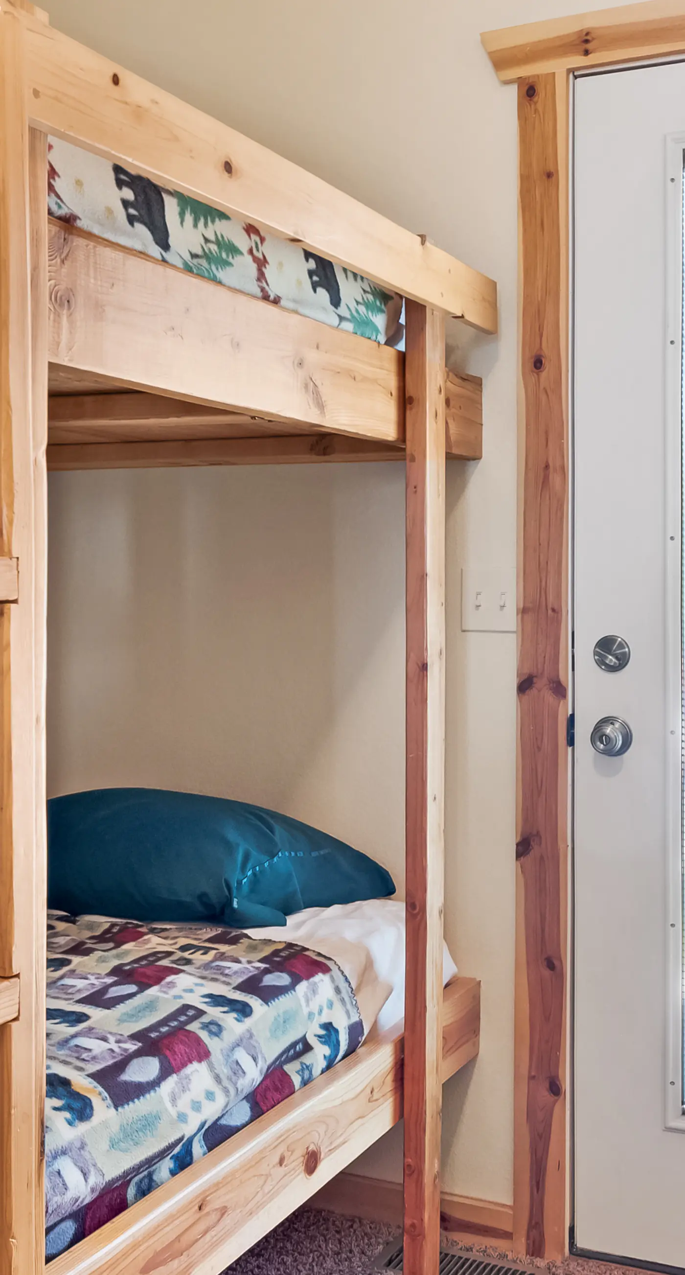 Moose Mountain Retreat 4 BD Fish Haven, ID Vacation Rental Vacasa