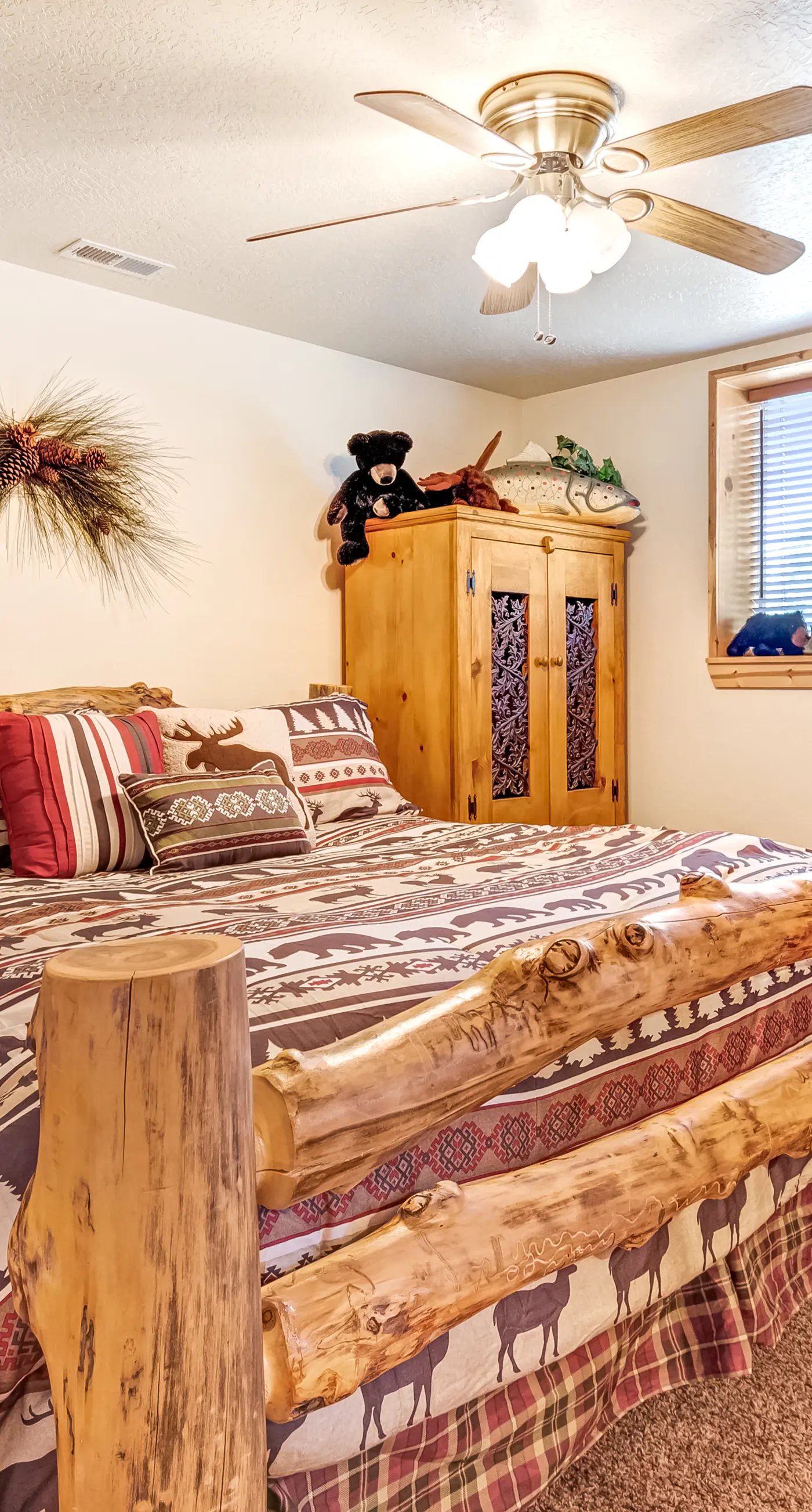 Moose Mountain Retreat 4 BD Fish Haven, ID Vacation Rental Vacasa