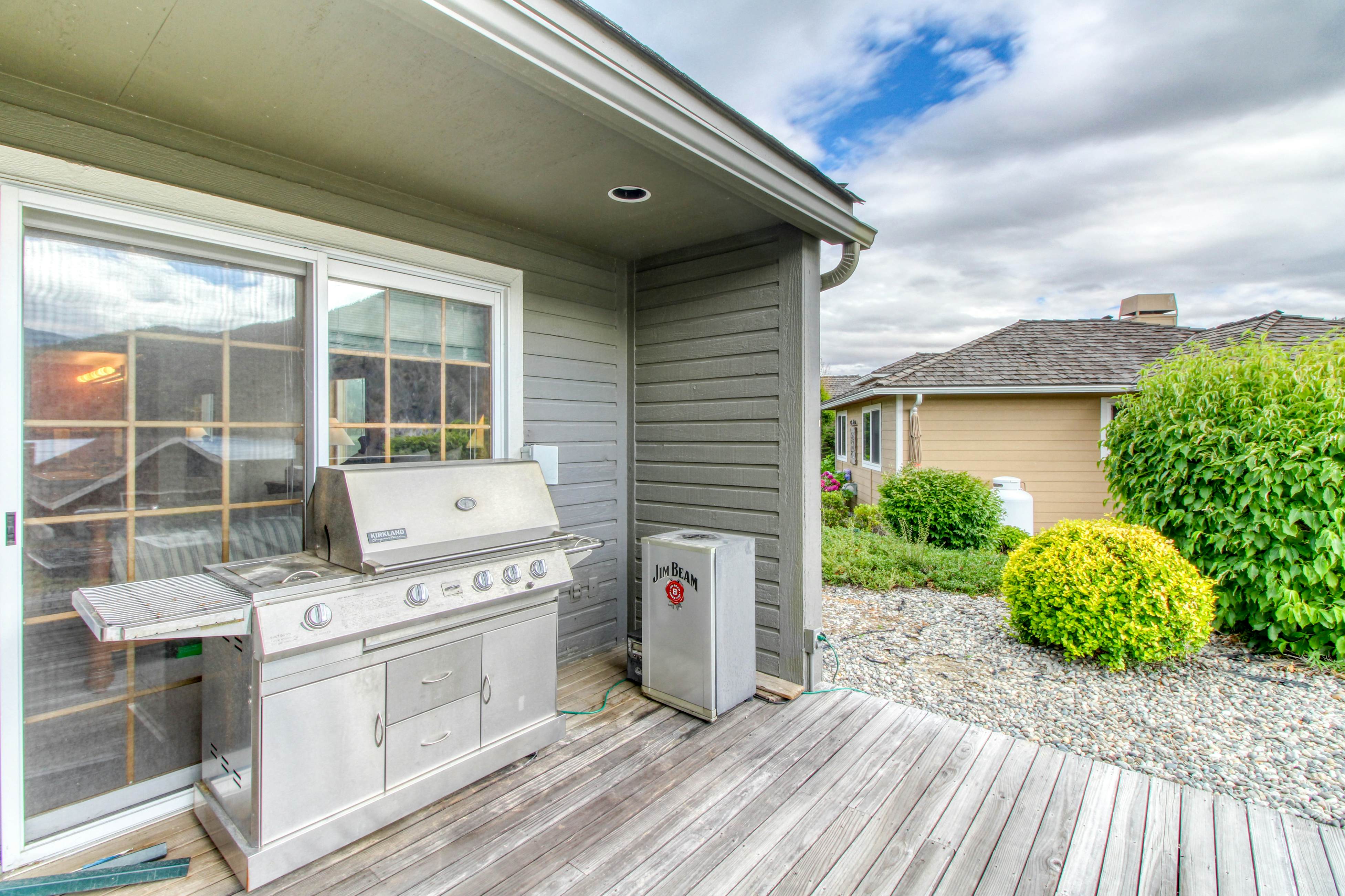 Lake Life at Wapato Point