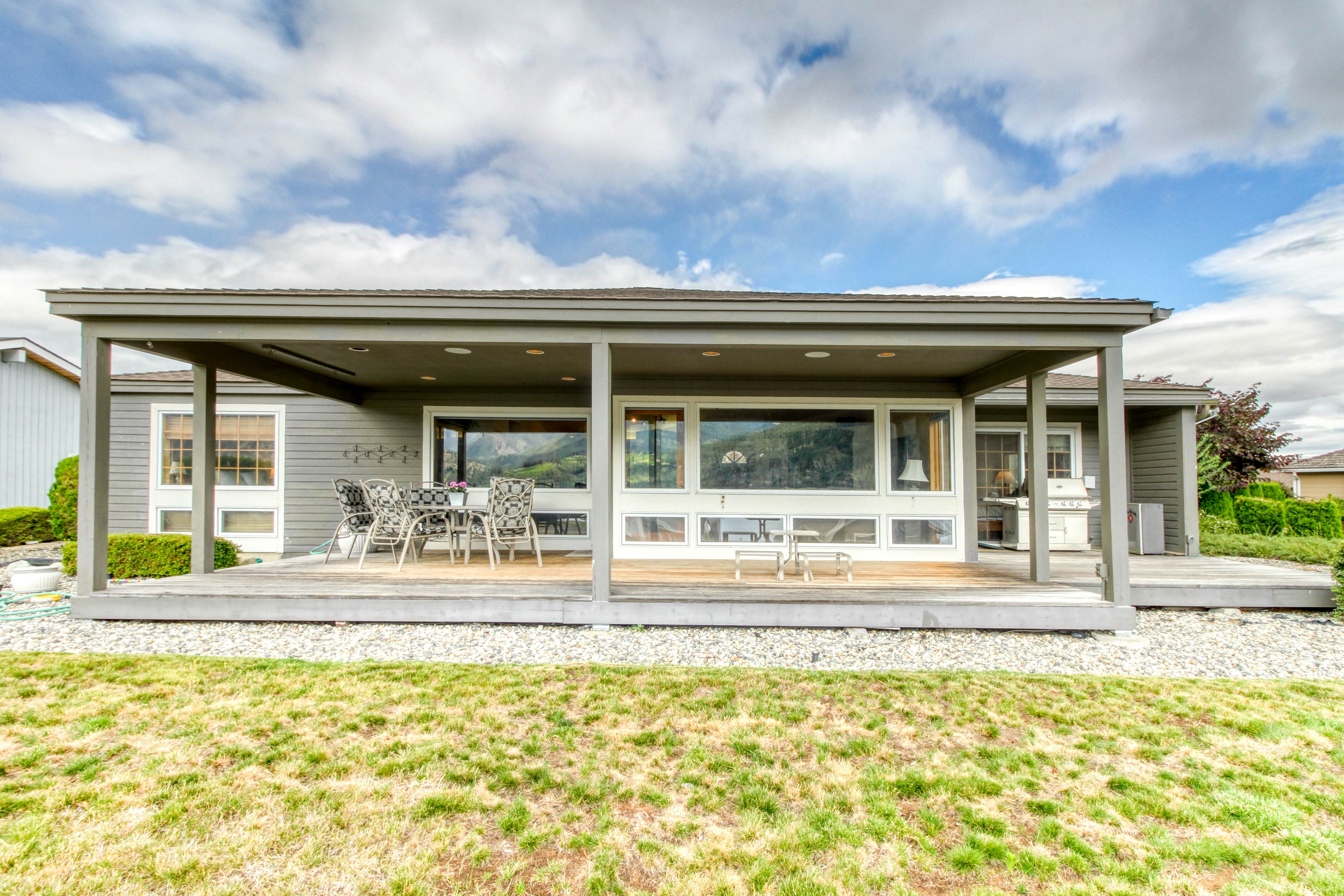 Lake Life at Wapato Point