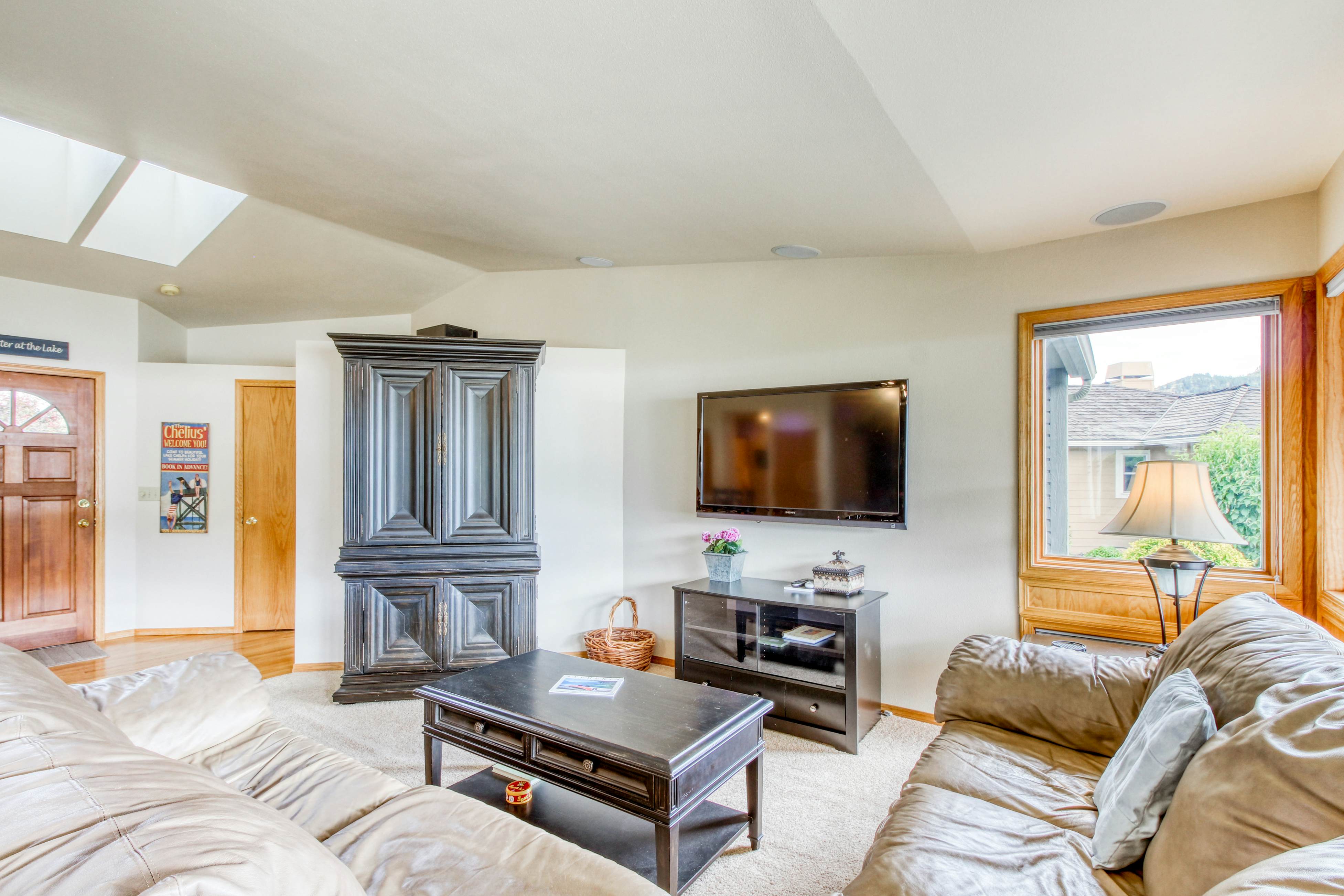 Lake Life at Wapato Point