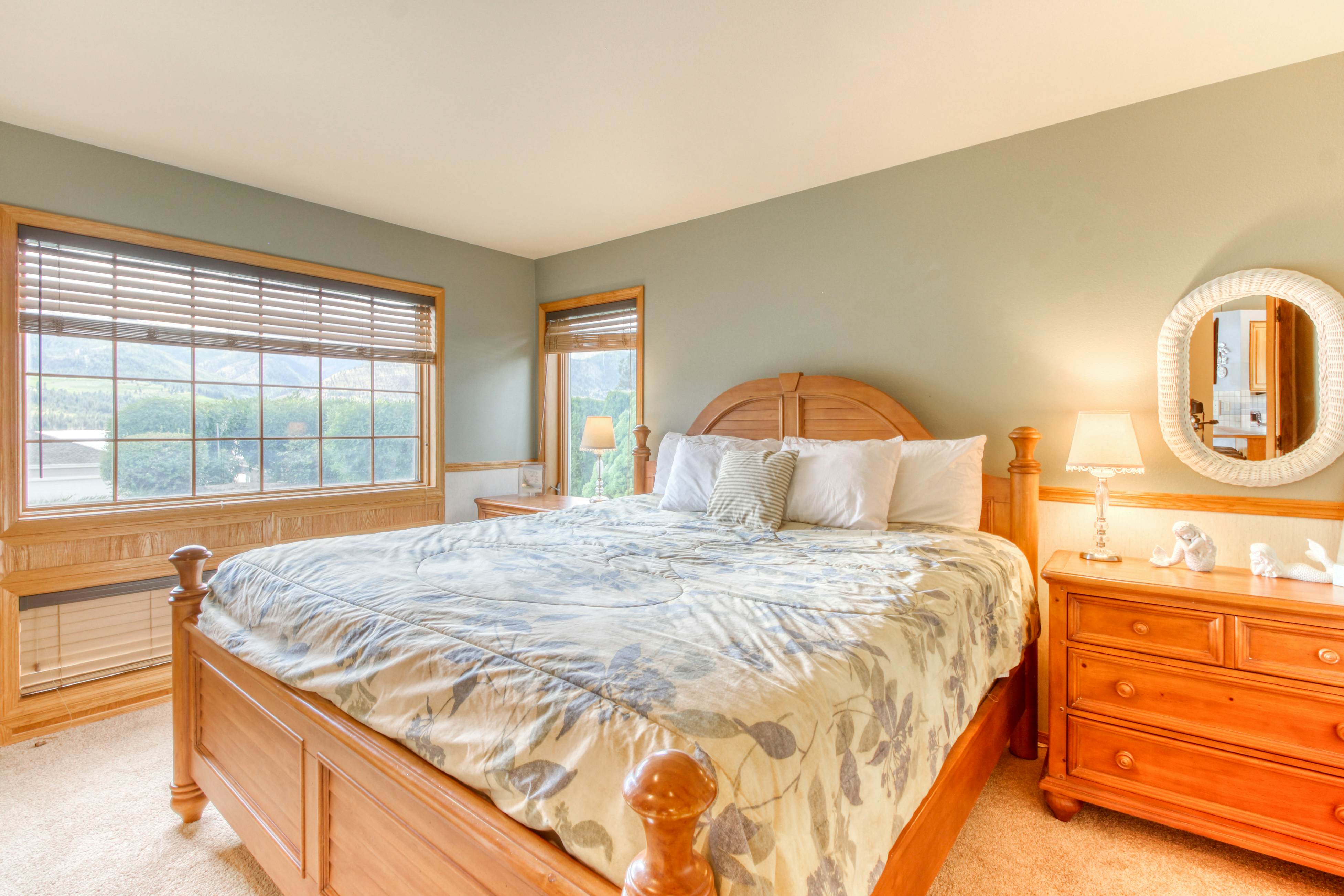 Lake Life at Wapato Point