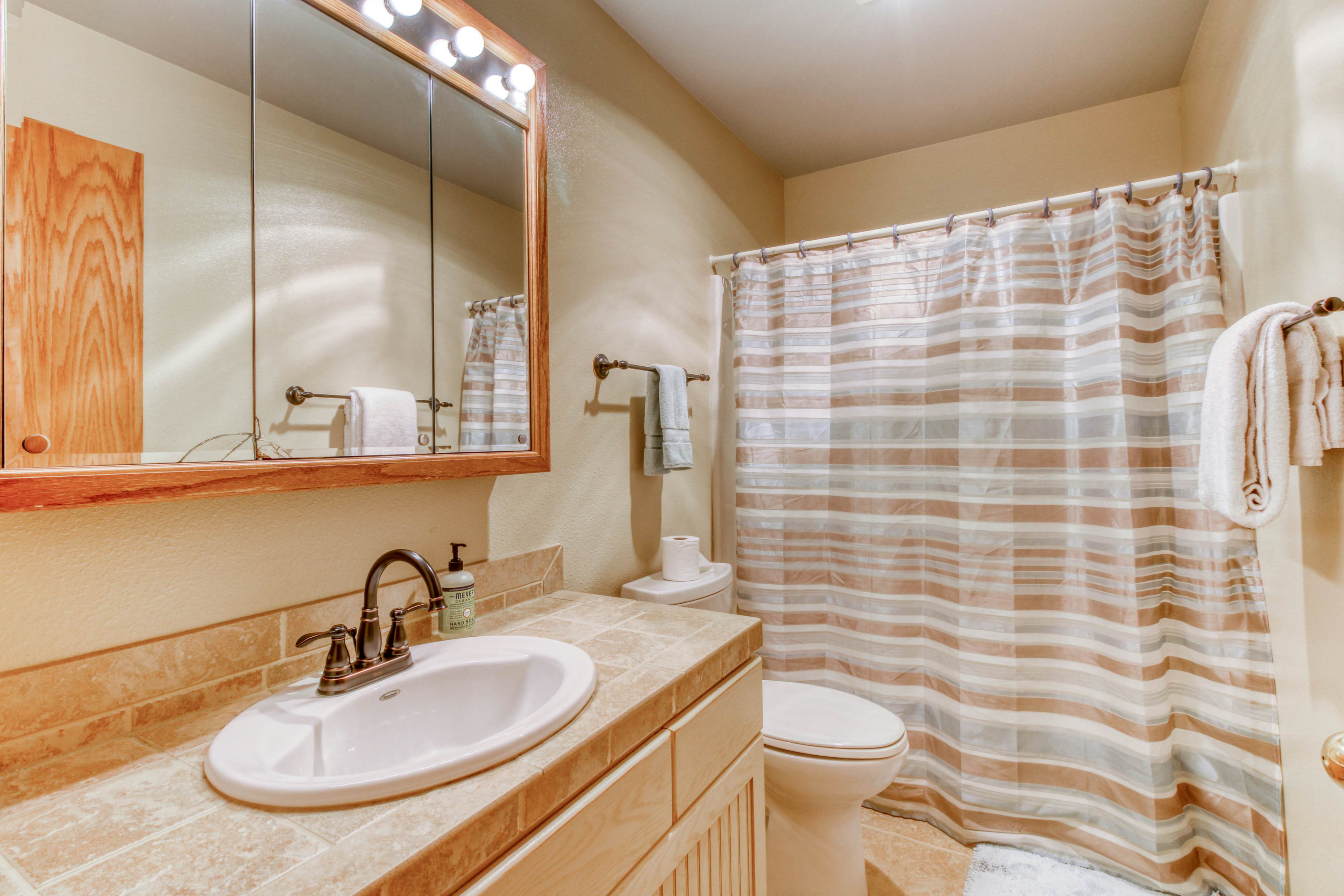 Lake Life at Wapato Point