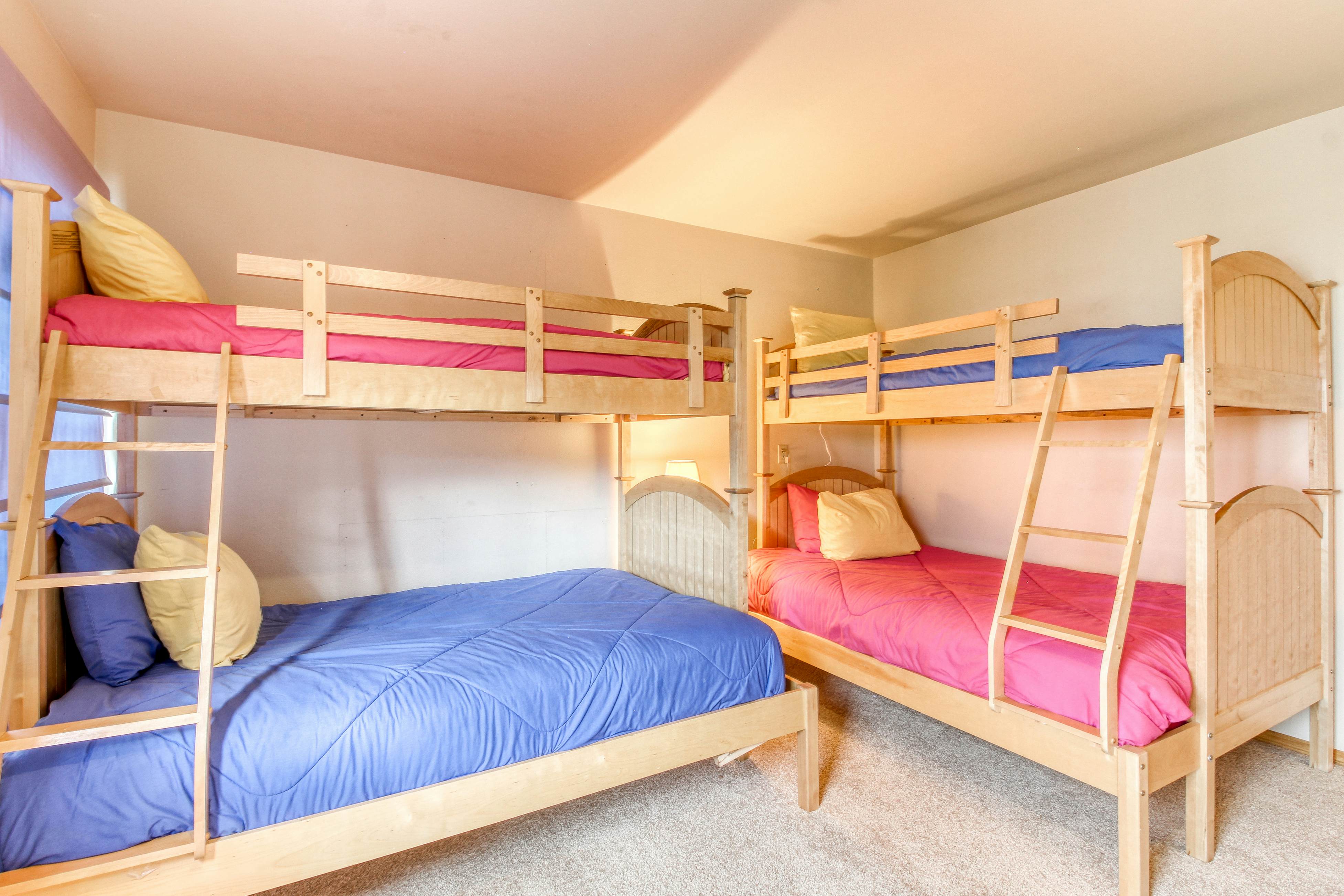 Lake Life at Wapato Point