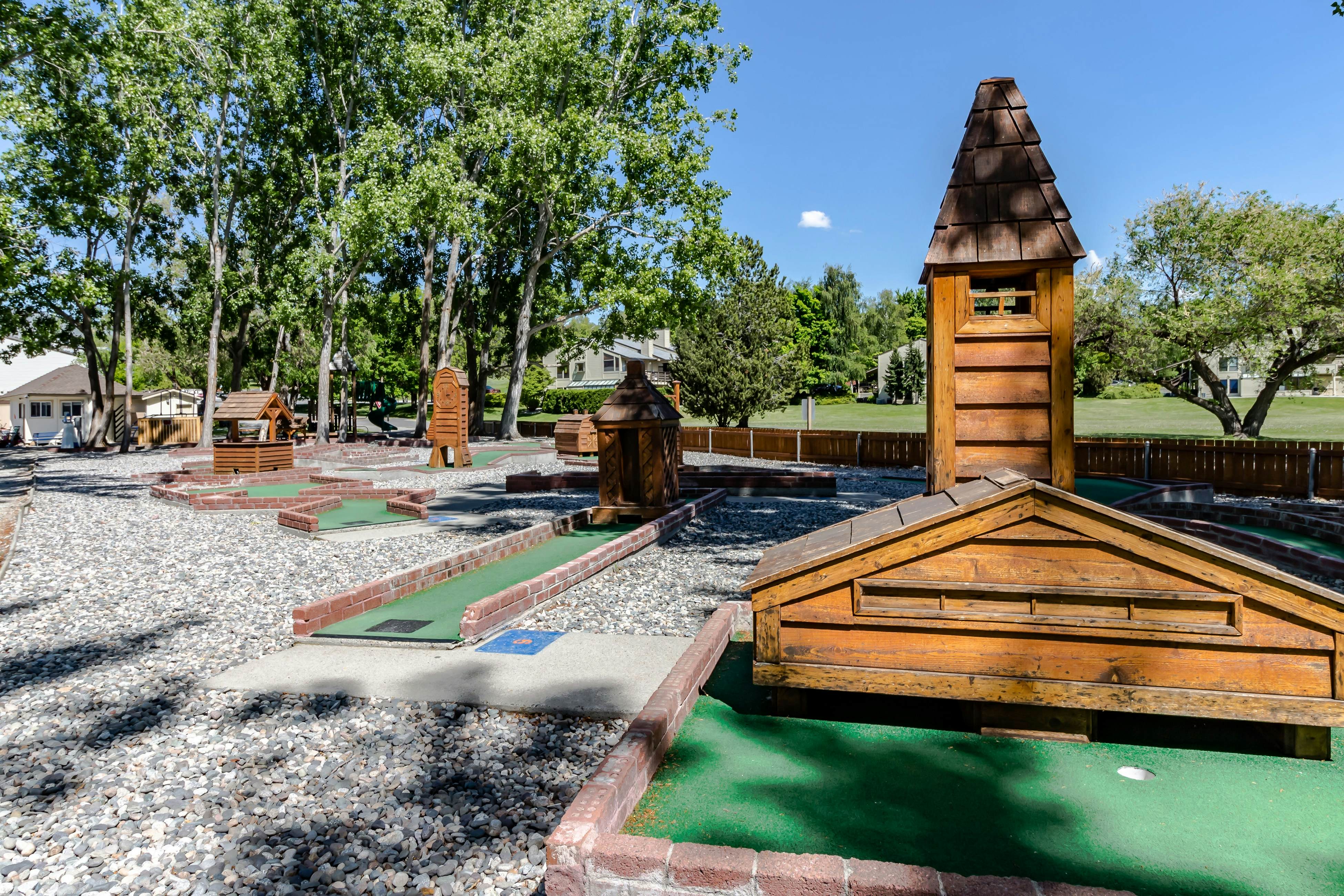 Lake Life at Wapato Point