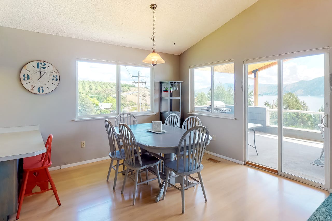 Evening Sunset Retreat 4 BD Vacation Rental in Manson, WA Vacasa