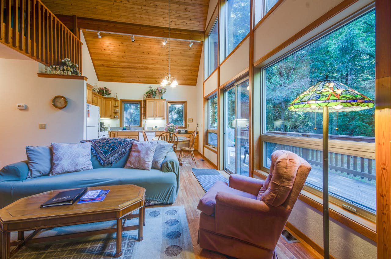 Redwood Rest 2 BD Vacation Rental in Mendocino, CA Vacasa