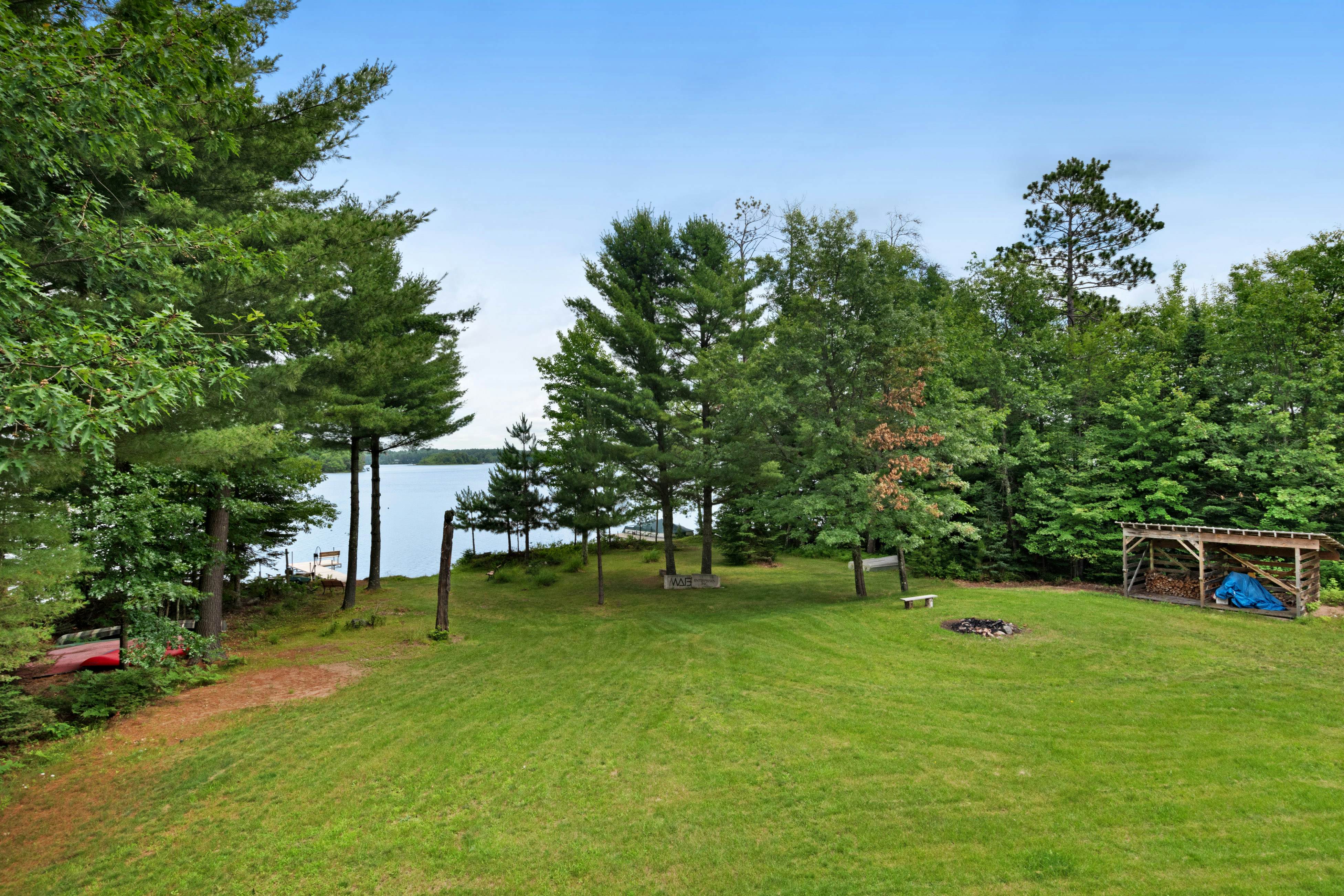 Grand Tomahawk Lodge