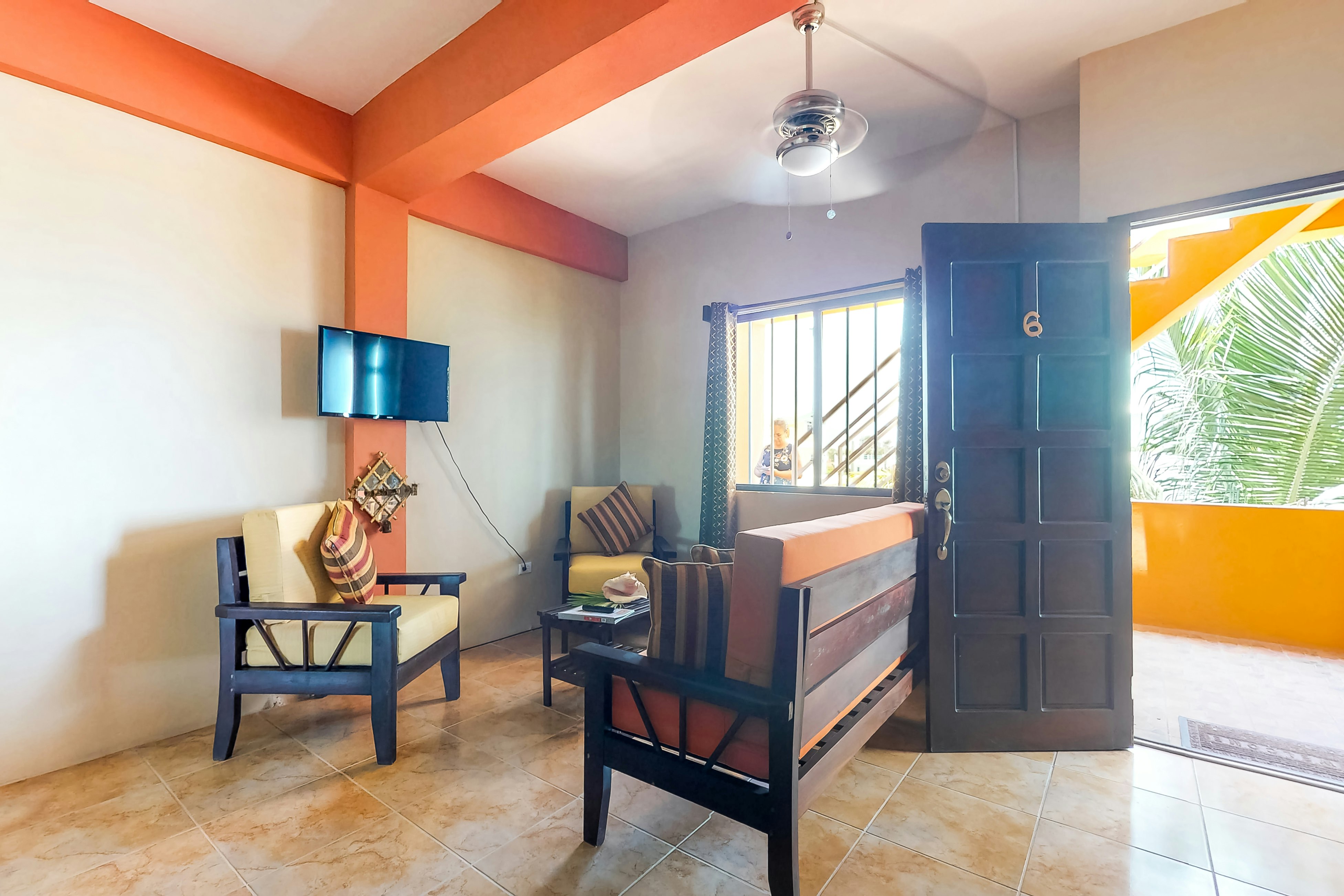 Western #6 at Laguna Suite -Gold Standard Certified