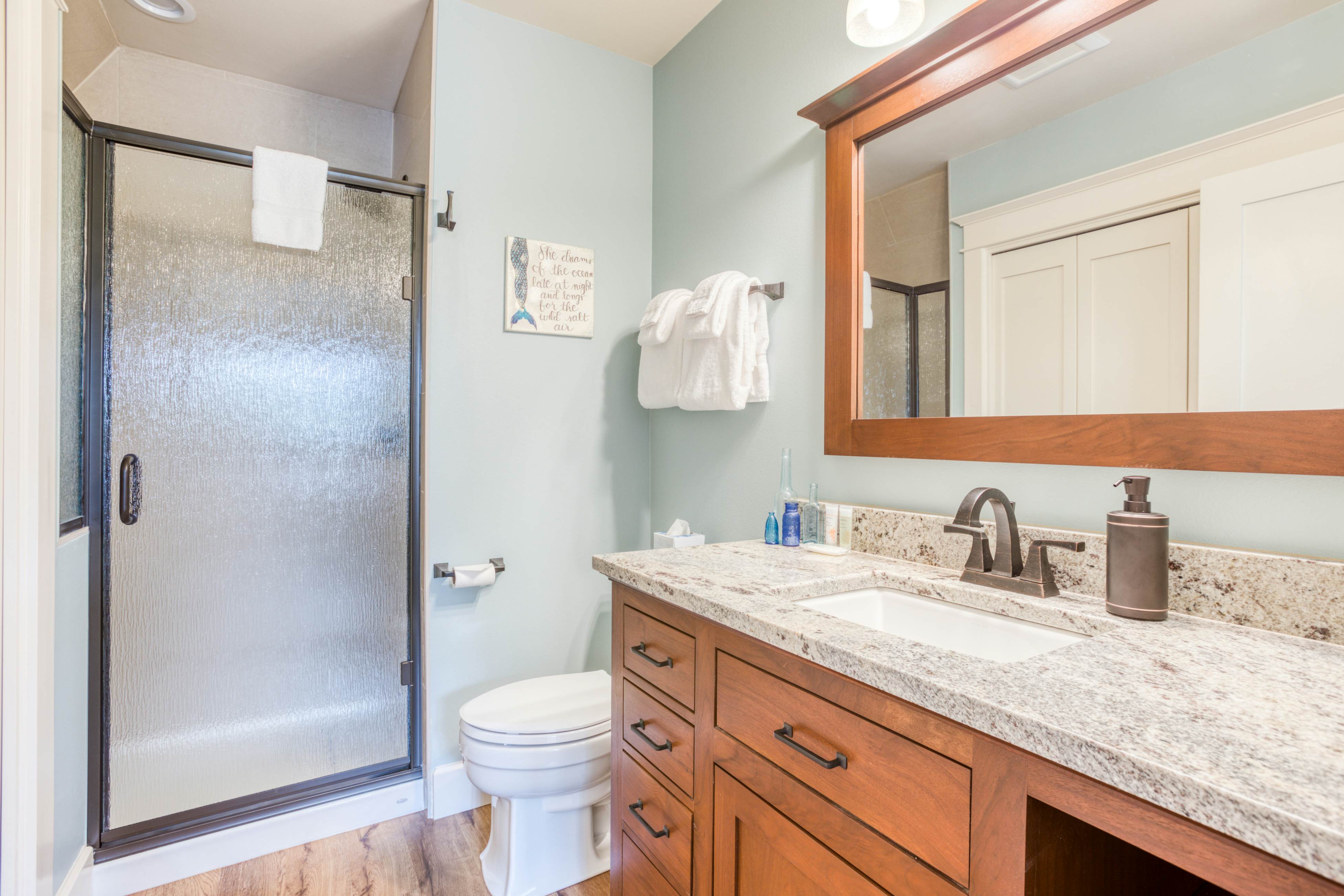 Ocean Delight 1 BD Warrenton, OR Vacation Rental Vacasa