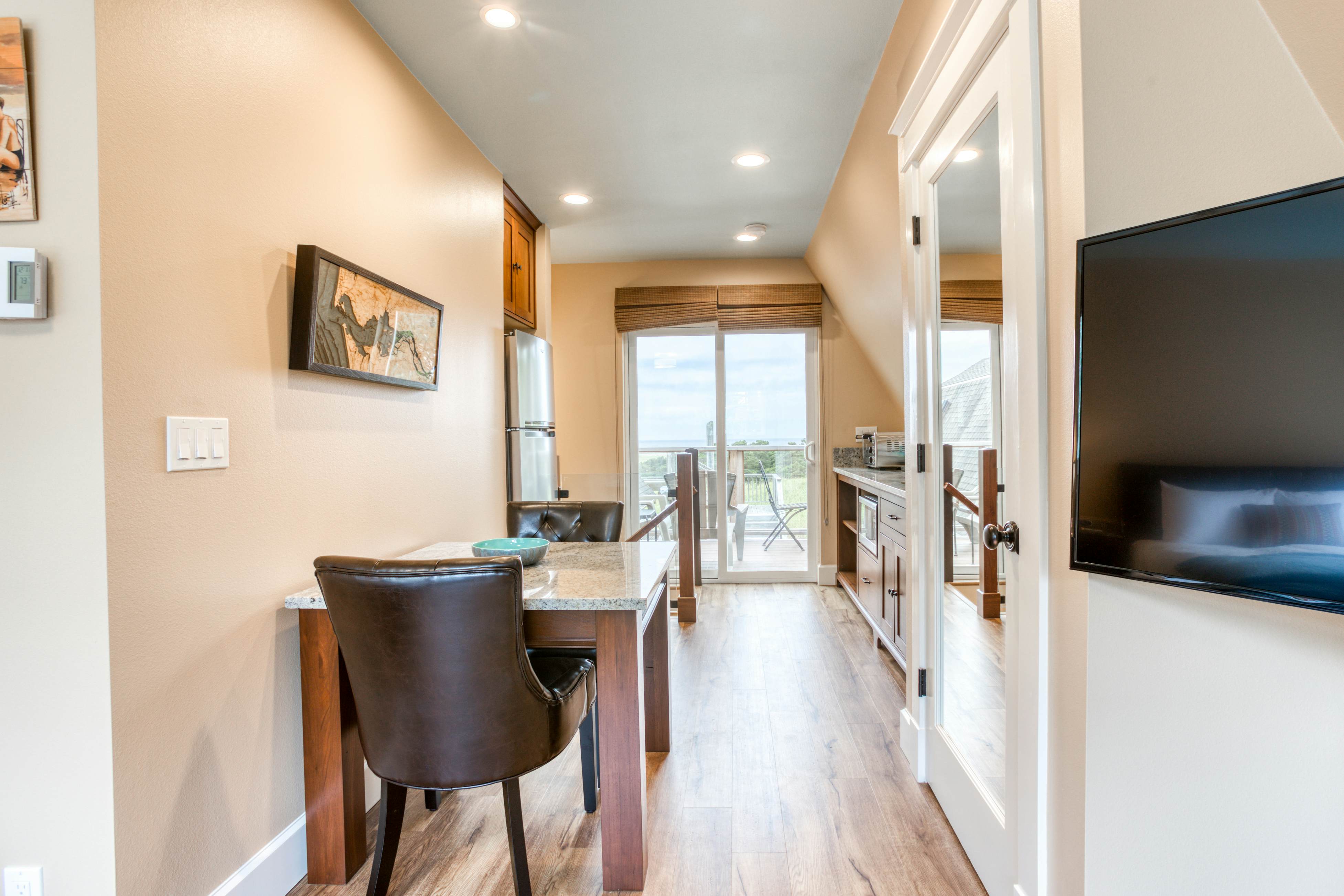 Ocean Delight 1 BD Warrenton, OR Vacation Rental Vacasa