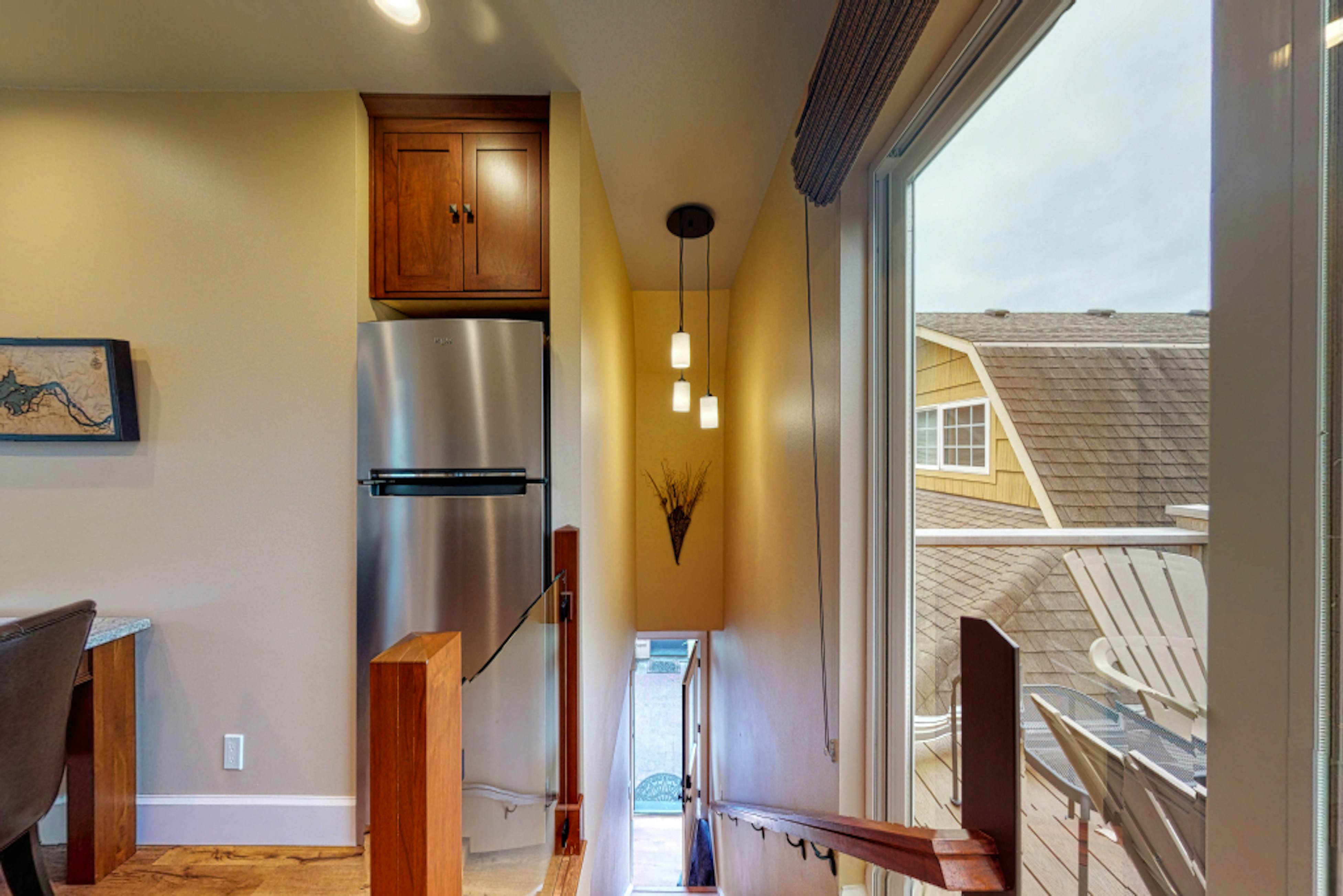 Ocean Delight 1 BD Warrenton, OR Vacation Rental Vacasa