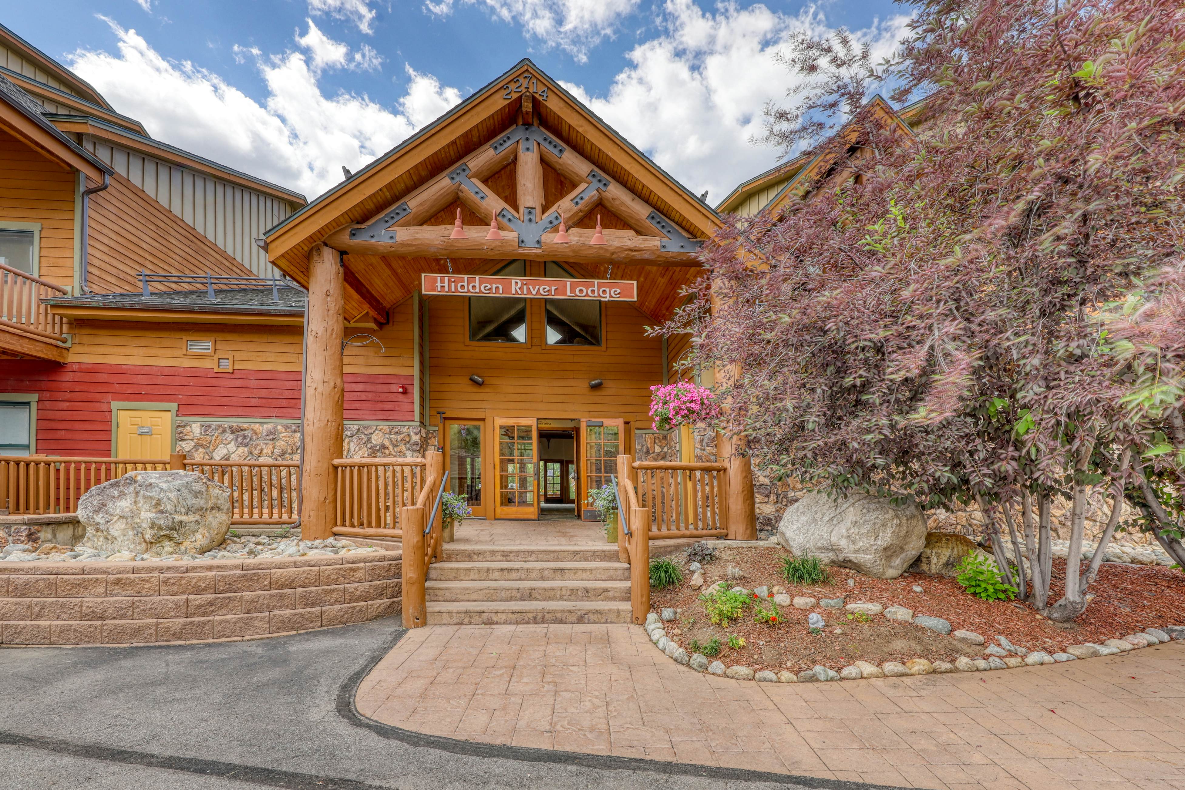 Hidden River Lodge 5975