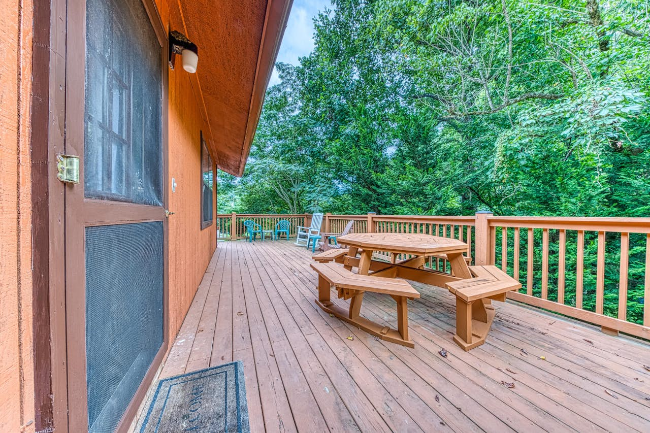 Lazy Creek Retreat | 2 BD Vacation Rental in Gatlinburg ...