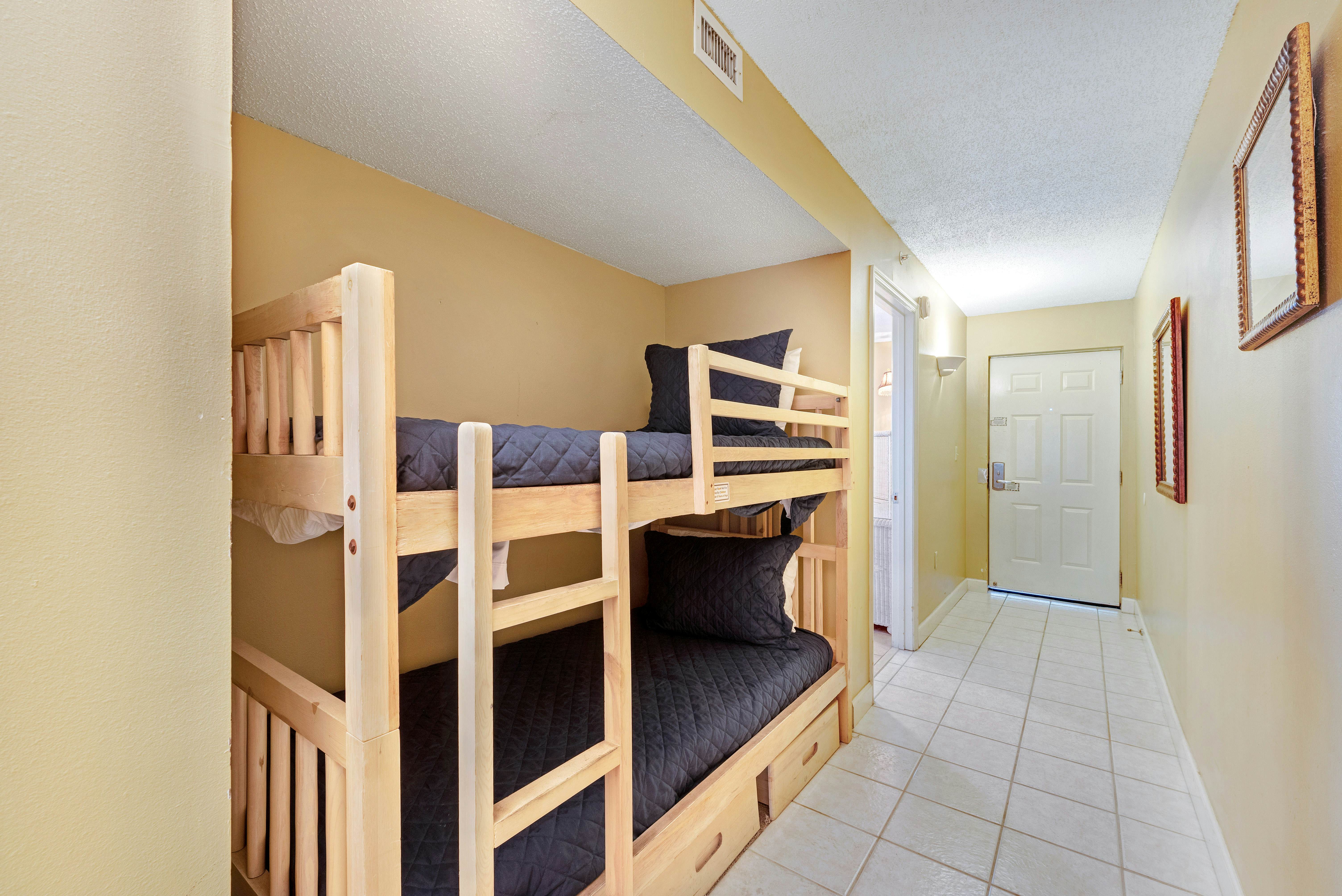 Pelican Beach Resort 610