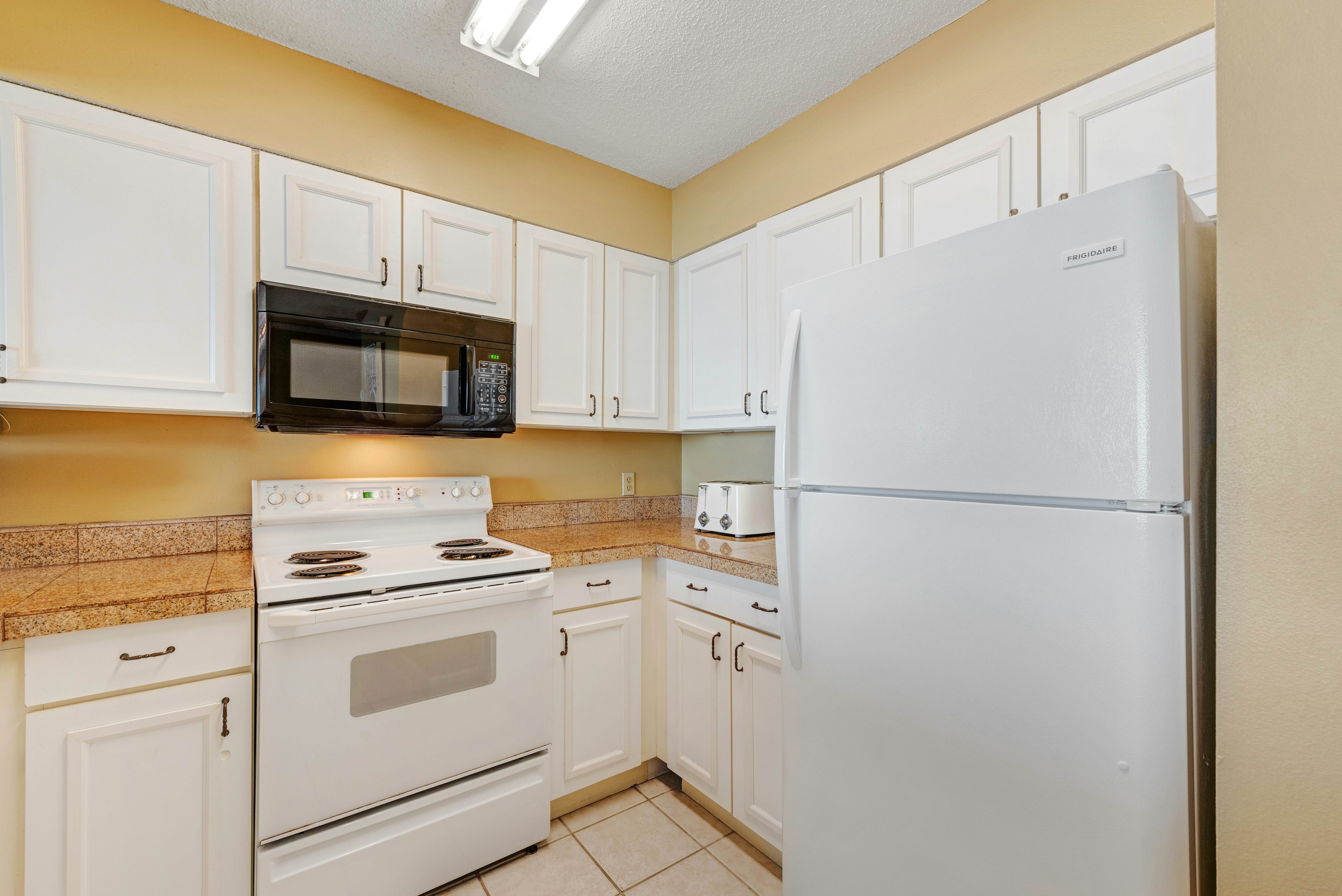 Pelican Beach Resort 610