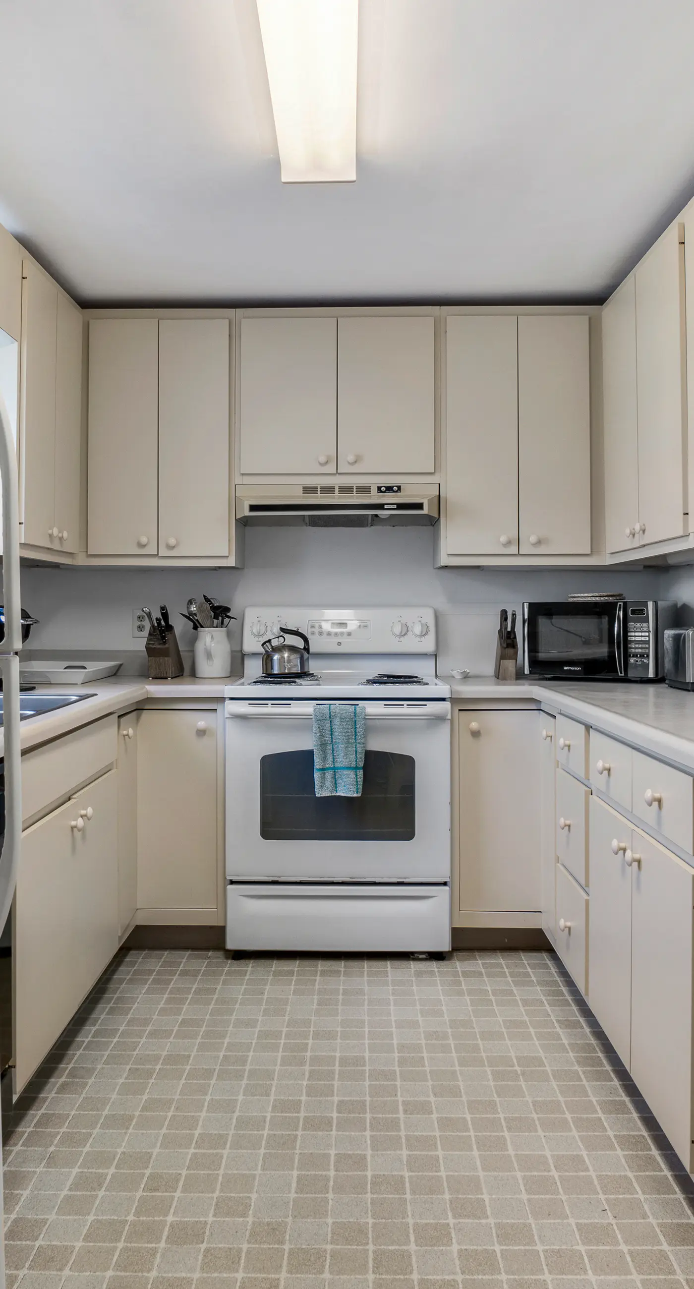 Oceanfront Cottage Long Beach 5 BD Rockport, MA Vacation Rental