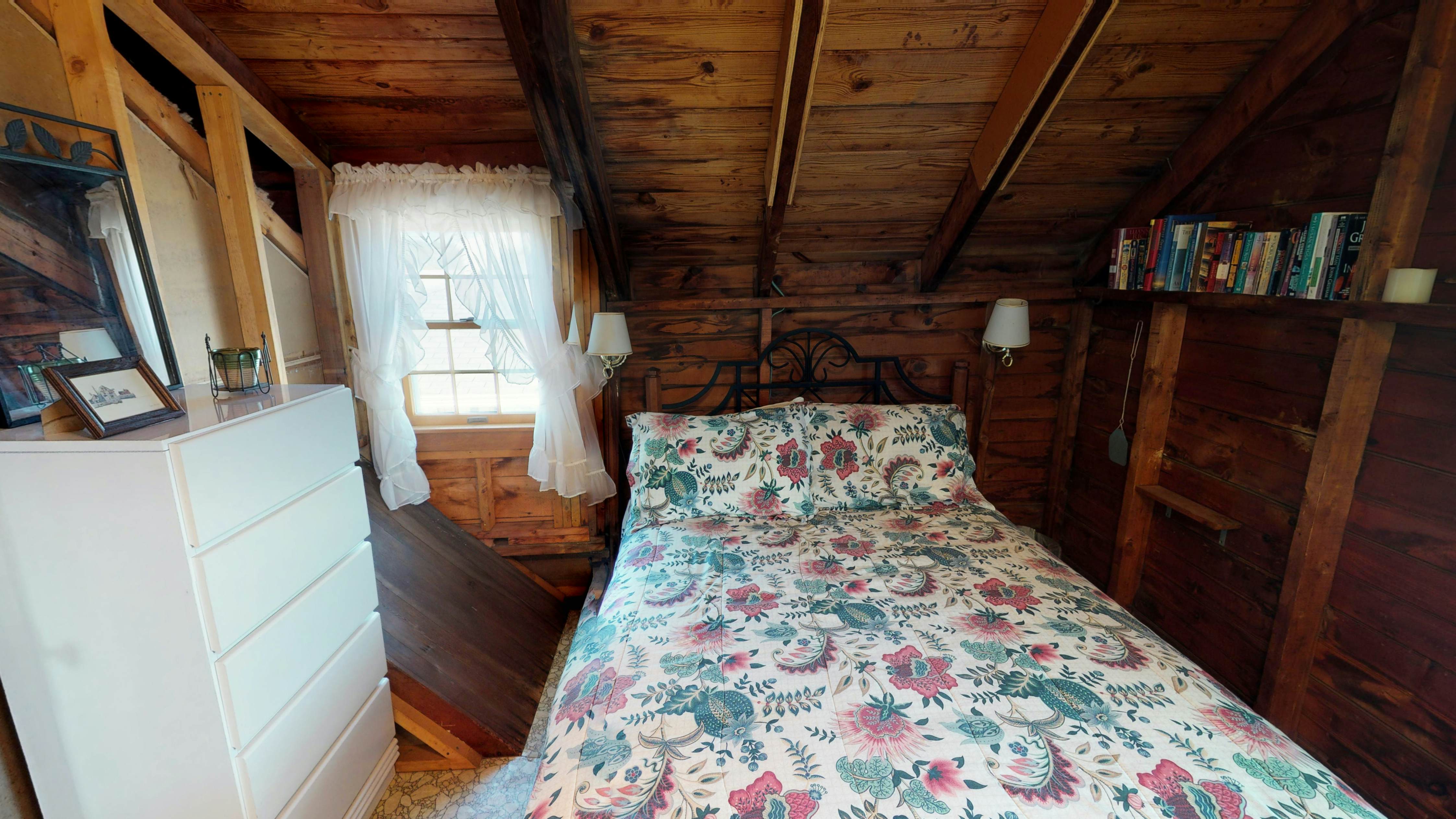 Oceanfront Cottage Long Beach 5 BD Rockport, MA Vacation Rental