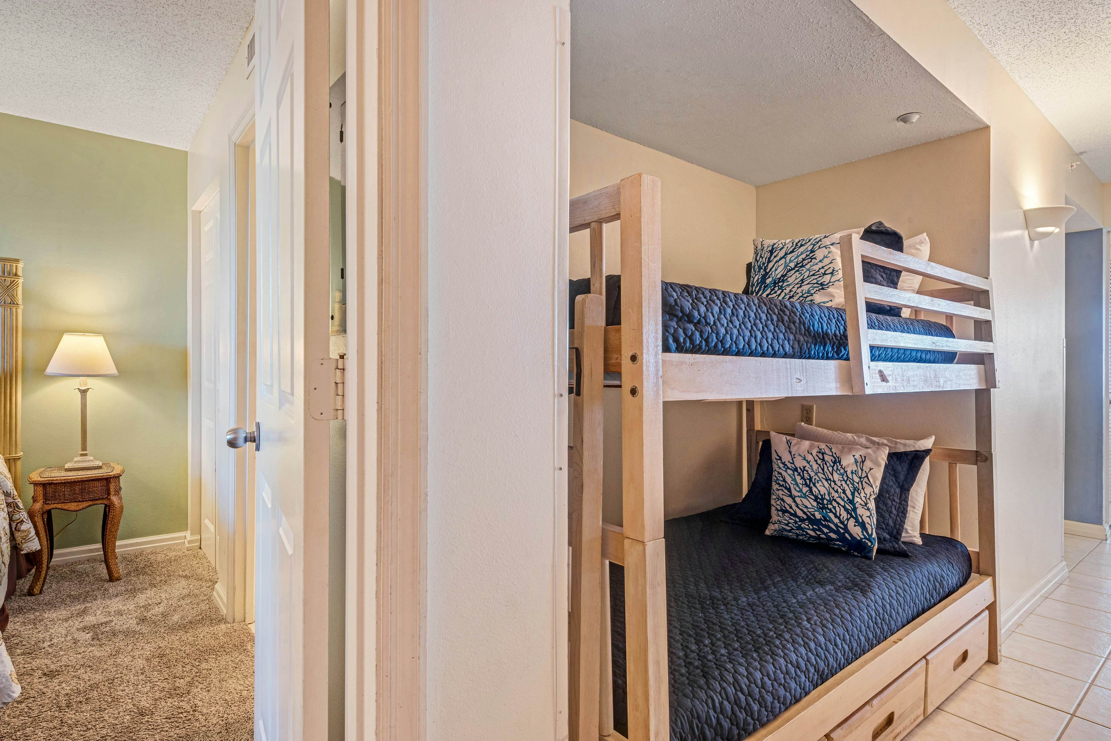 Pelican Beach Resort 1409