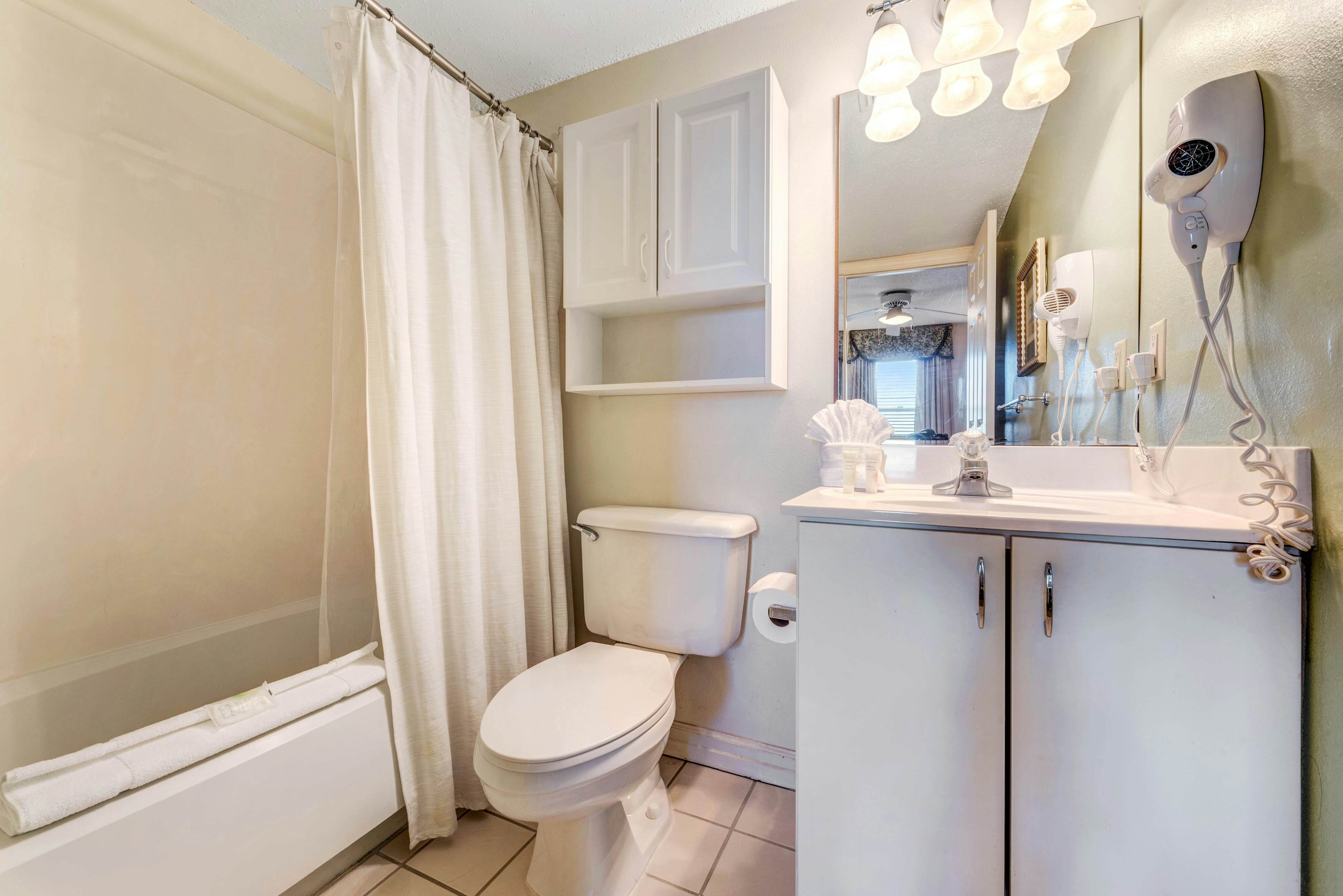 Pelican Beach Resort 1409