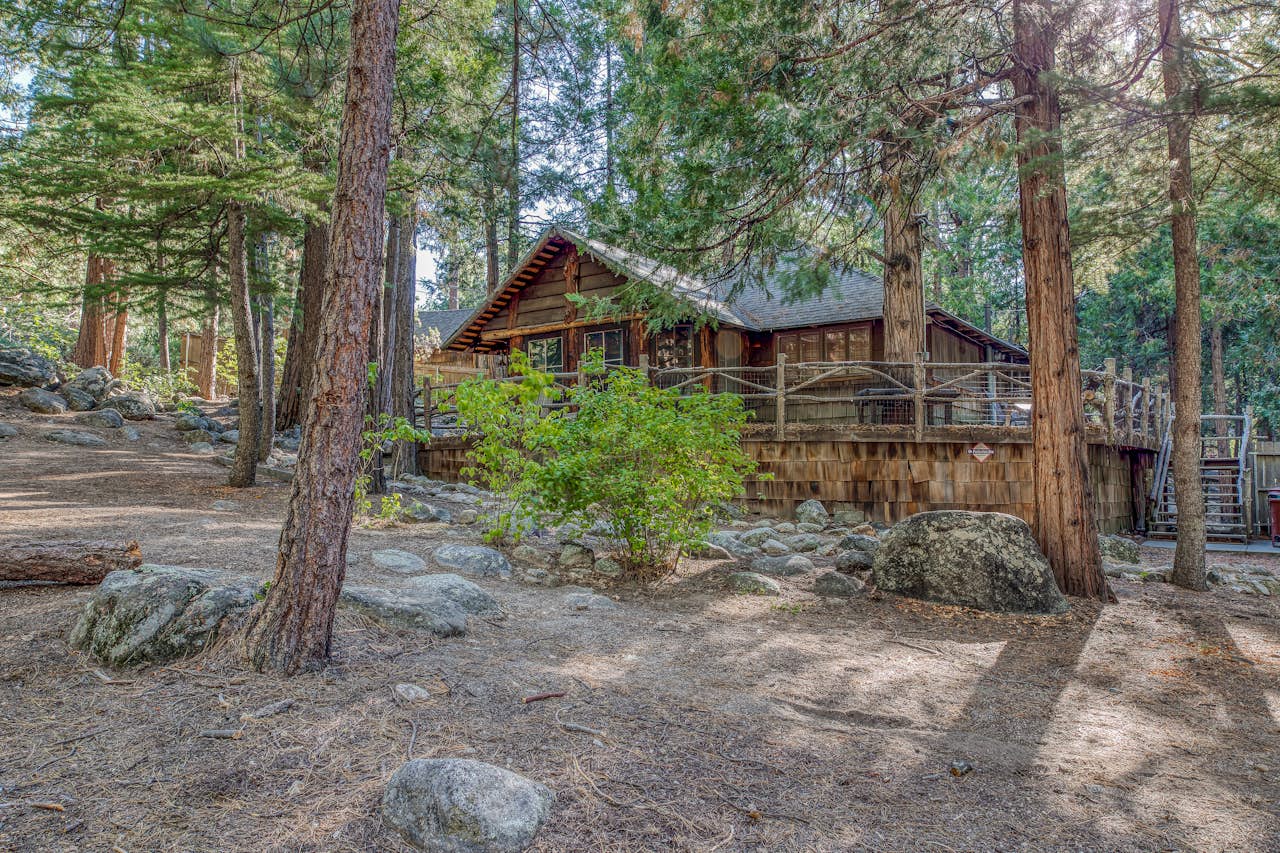Twin Tree Lodge 1 BD Vacation Rental in Idyllwild, CA Vacasa
