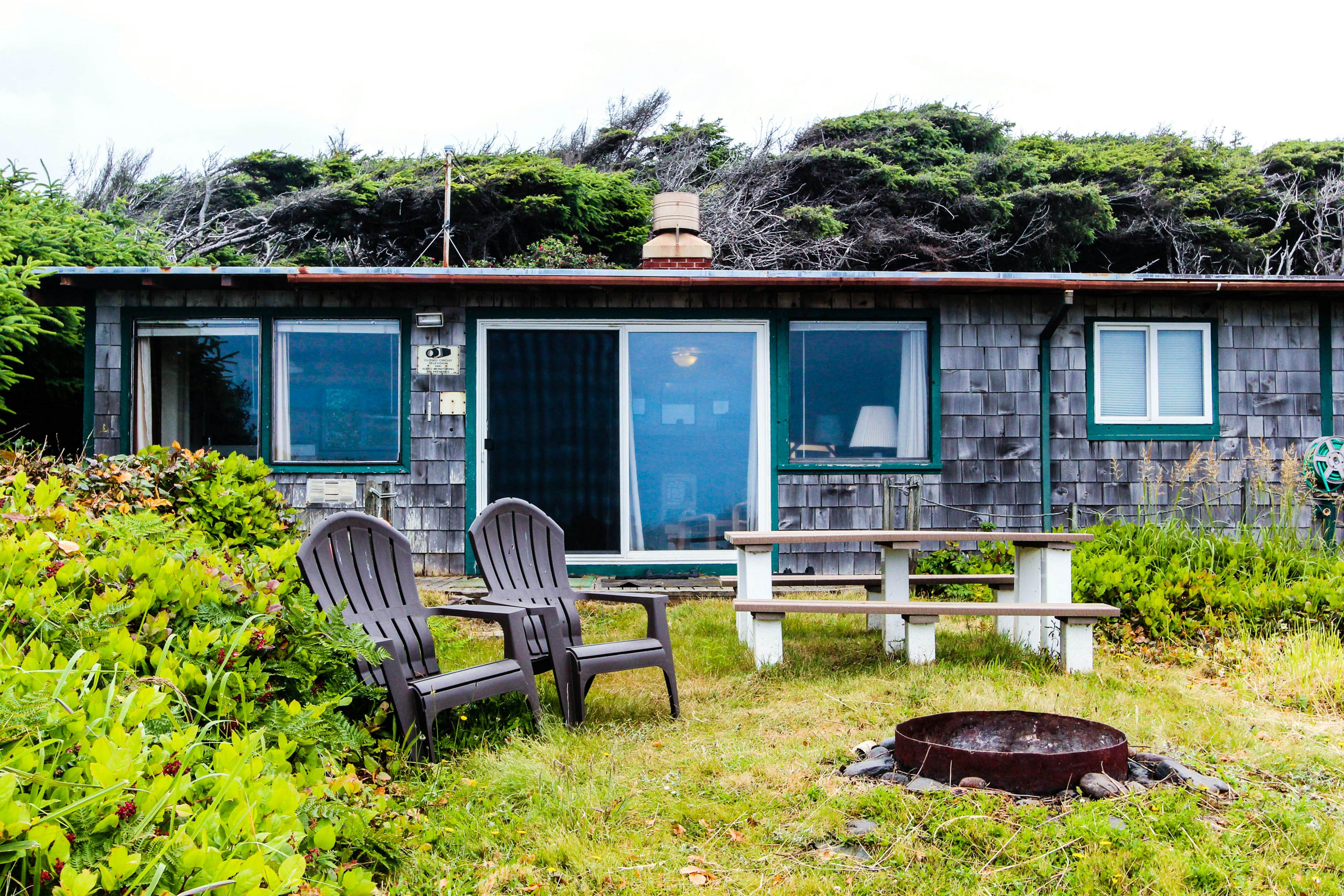 Dulcinea's Cabin 2 BD Yachats, OR Vacation Rental Vacasa