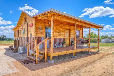 Fredericksburg Cabins Homes Vacation Rentals Vacasa