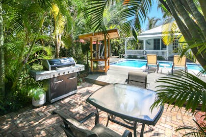 Papa S Hideaway Historic Guesthouse Key West Vacation Rentals