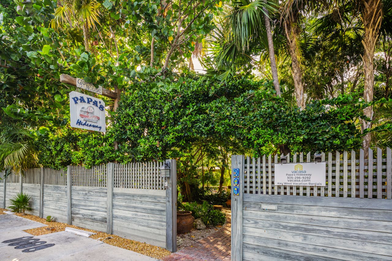 Papa S Hideaway Garden Of Eden 2 Bd Vacation Rental In Key West Fl Vacasa