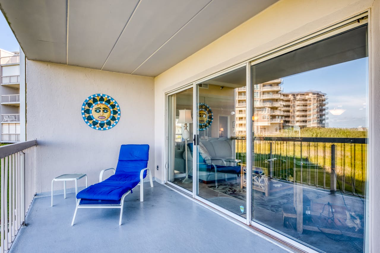 Triton's Trumpet 101B 3 BD Vacation Rental in Ocean City, MD Vacasa