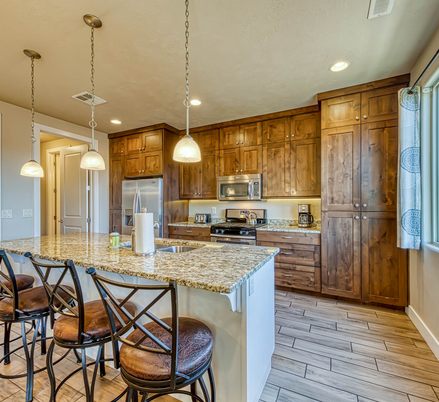 Redstone Villa - Paradise Village #47 | 5 Bed Santa Clara, ...
