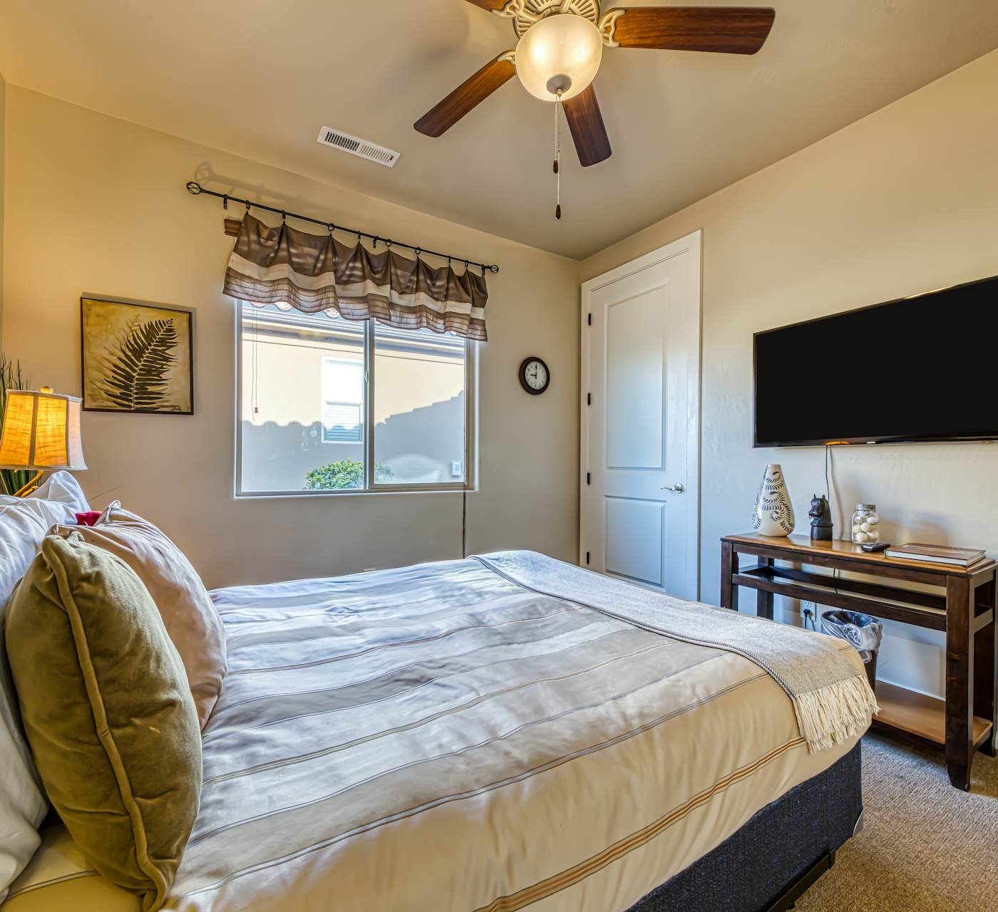 Redstone Villa - Paradise Village #47 | 5 Bed Santa Clara, ...