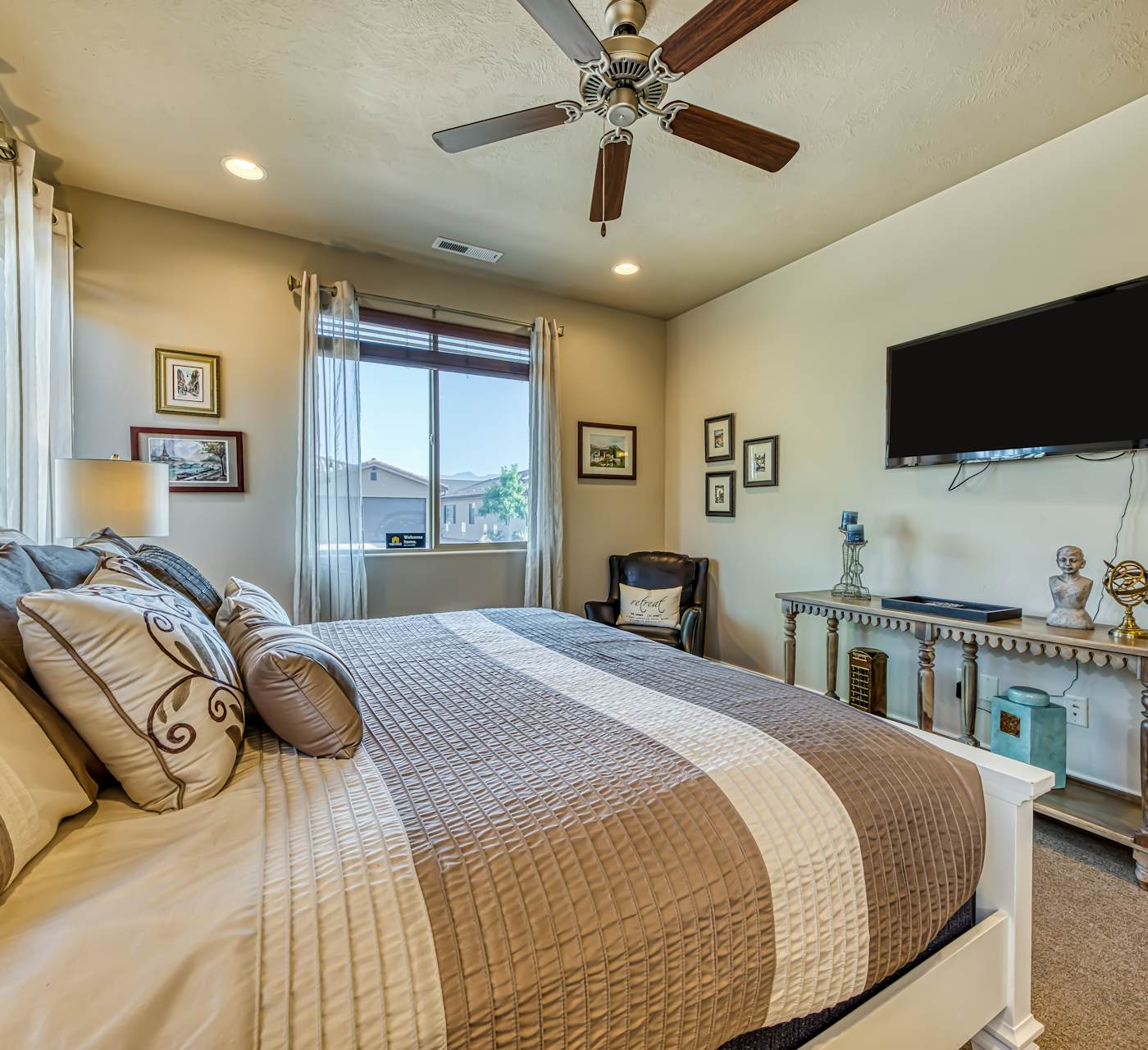 Redstone Villa - Paradise Village #47 | 5 Bed Santa Clara, ...