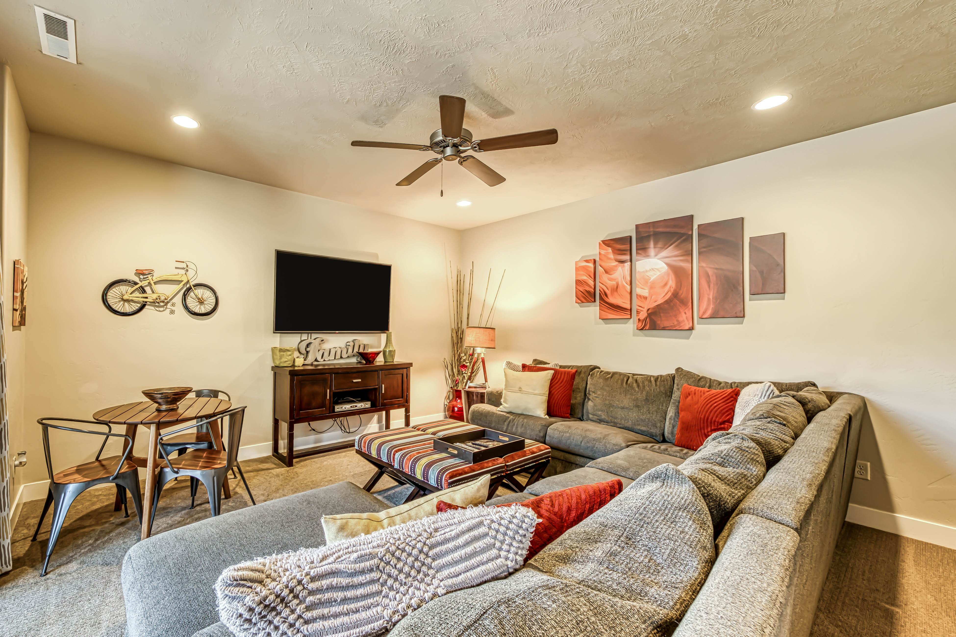 Redstone Villa - Paradise Village #47