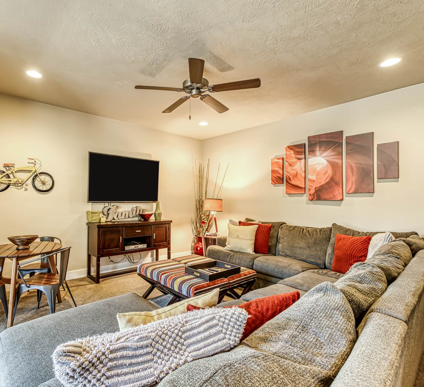 Redstone Villa - Paradise Village #47 | 5 Bed Santa Clara, ...