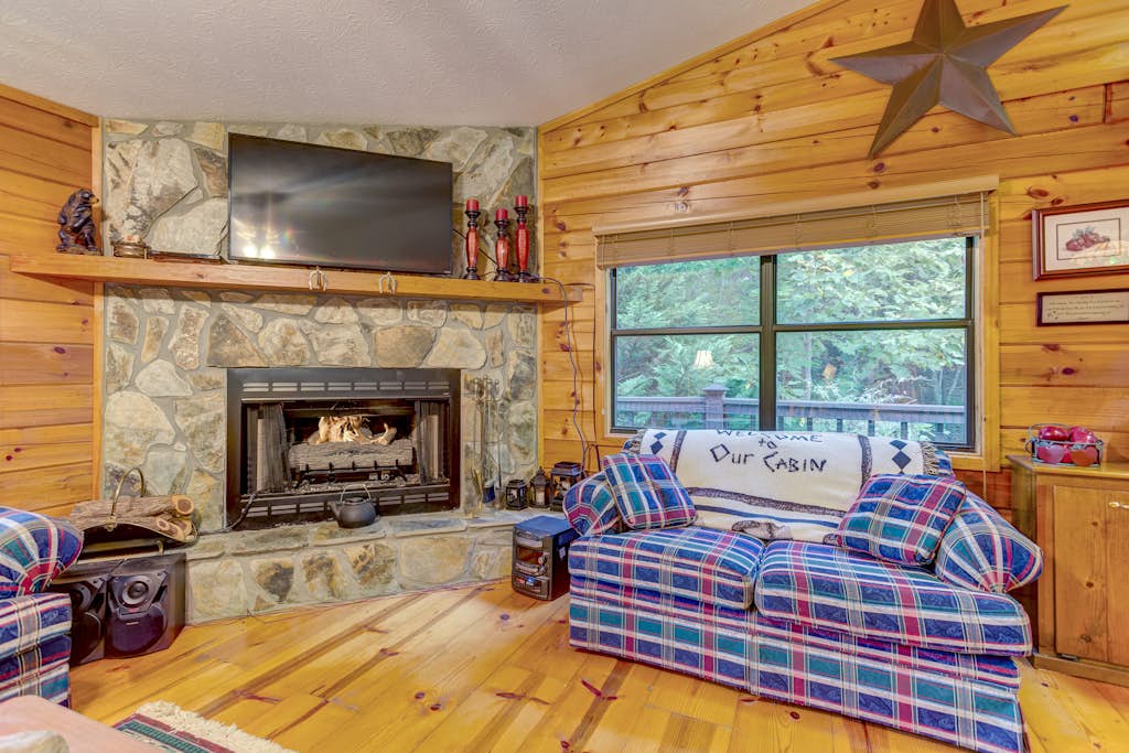 Southern Comfort Cabin Rentals Blue Ridge Hideaway