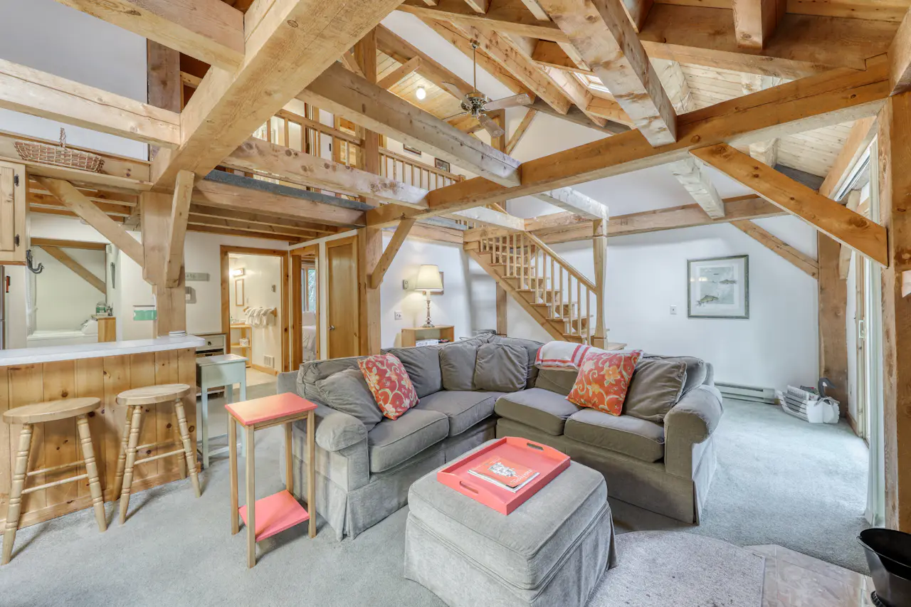 Sherwood Escape 3 BD Vacation Rental in Londonderry, VT Vacasa