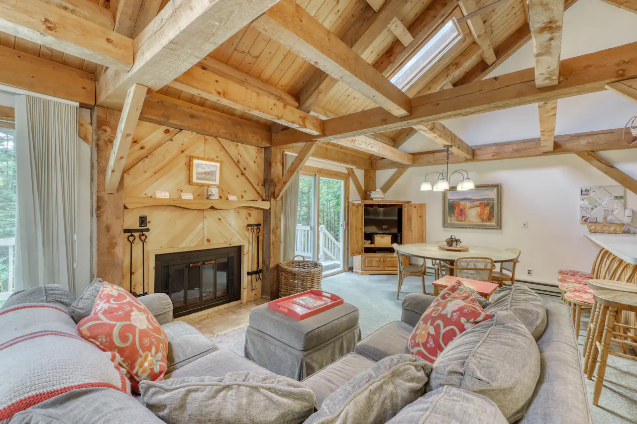 Sherwood Escape 3 BD Vacation Rental in Londonderry, VT Vacasa