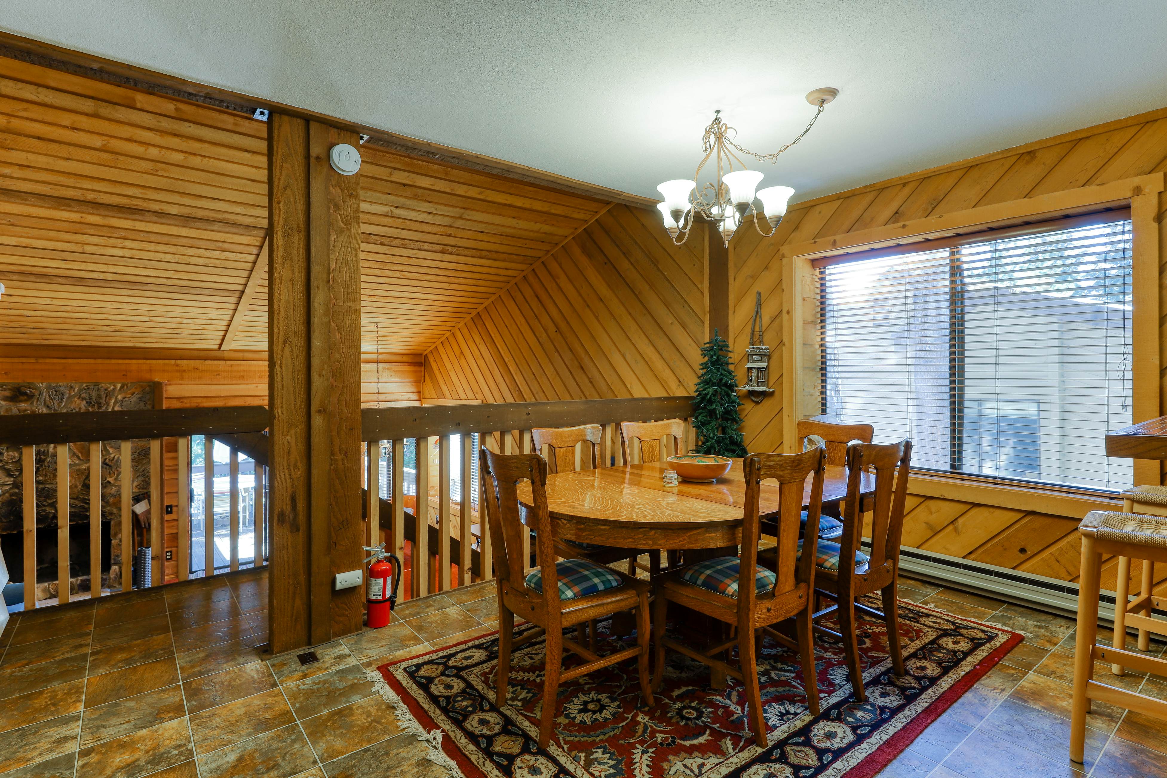 Huntington Lair Condominium